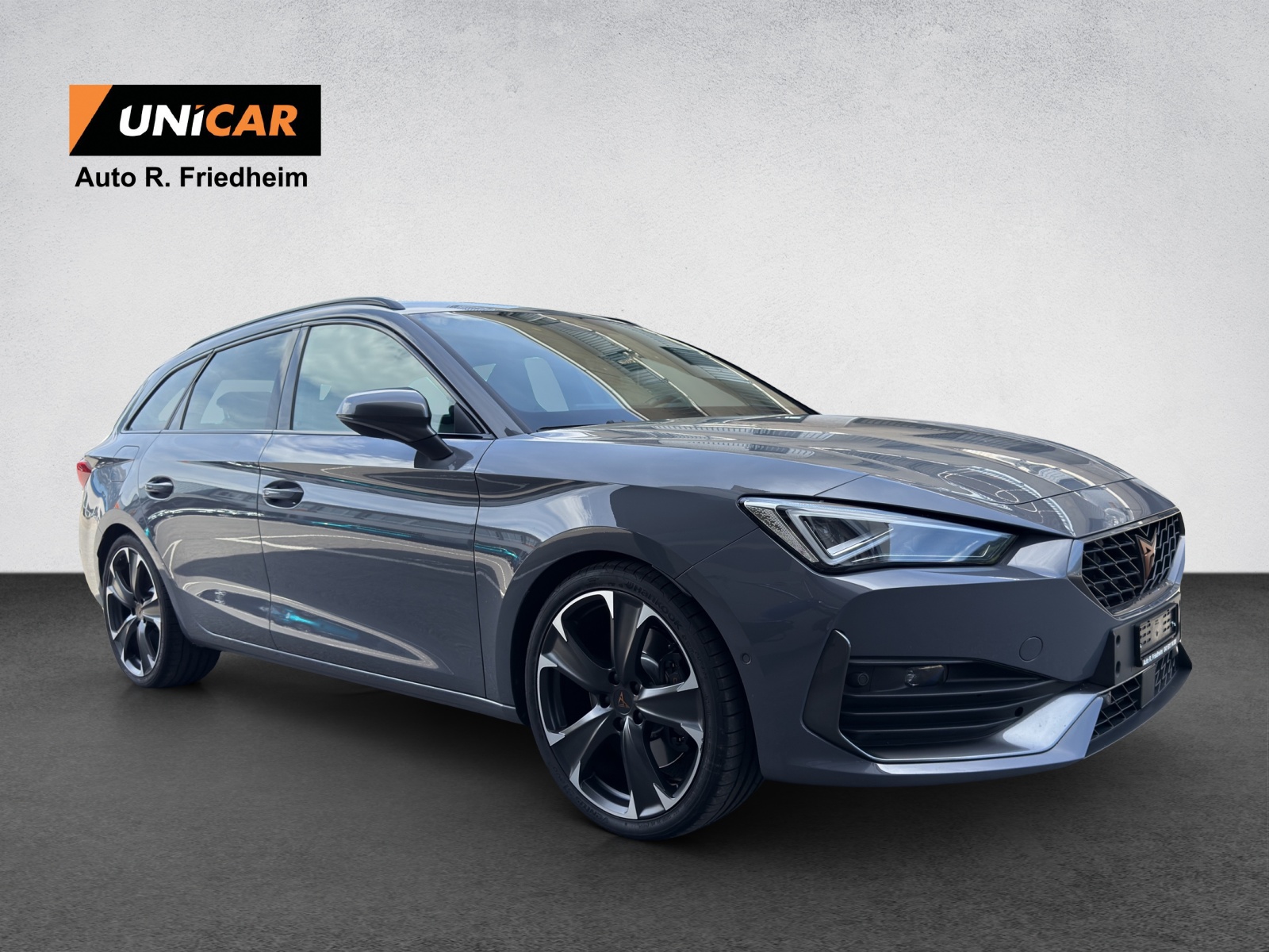 CUPRA LEON ST 2.0 TSI VZ DSG-image-0