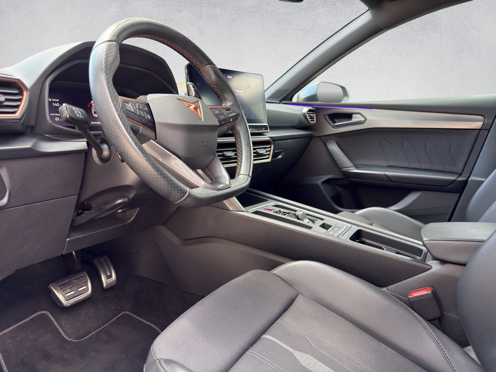 CUPRA LEON ST 2.0 TSI VZ DSG-image-12
