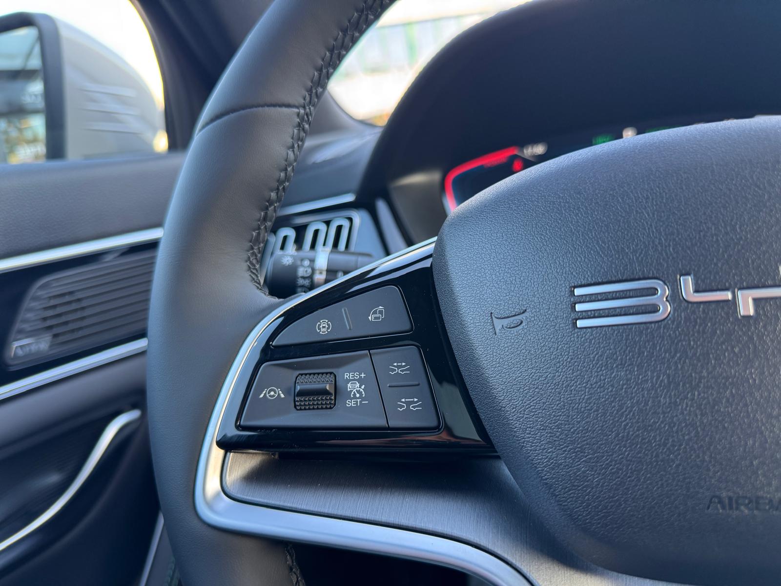 BYD Seal U DM-i Comfort-image-18
