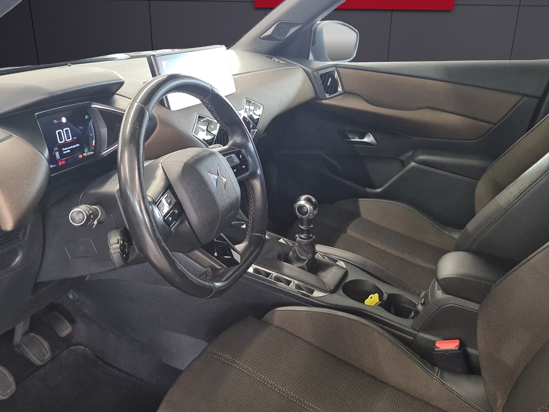 DS AUTOMOBILES DS3 1.5 BlueHDi SO Chic-image-5