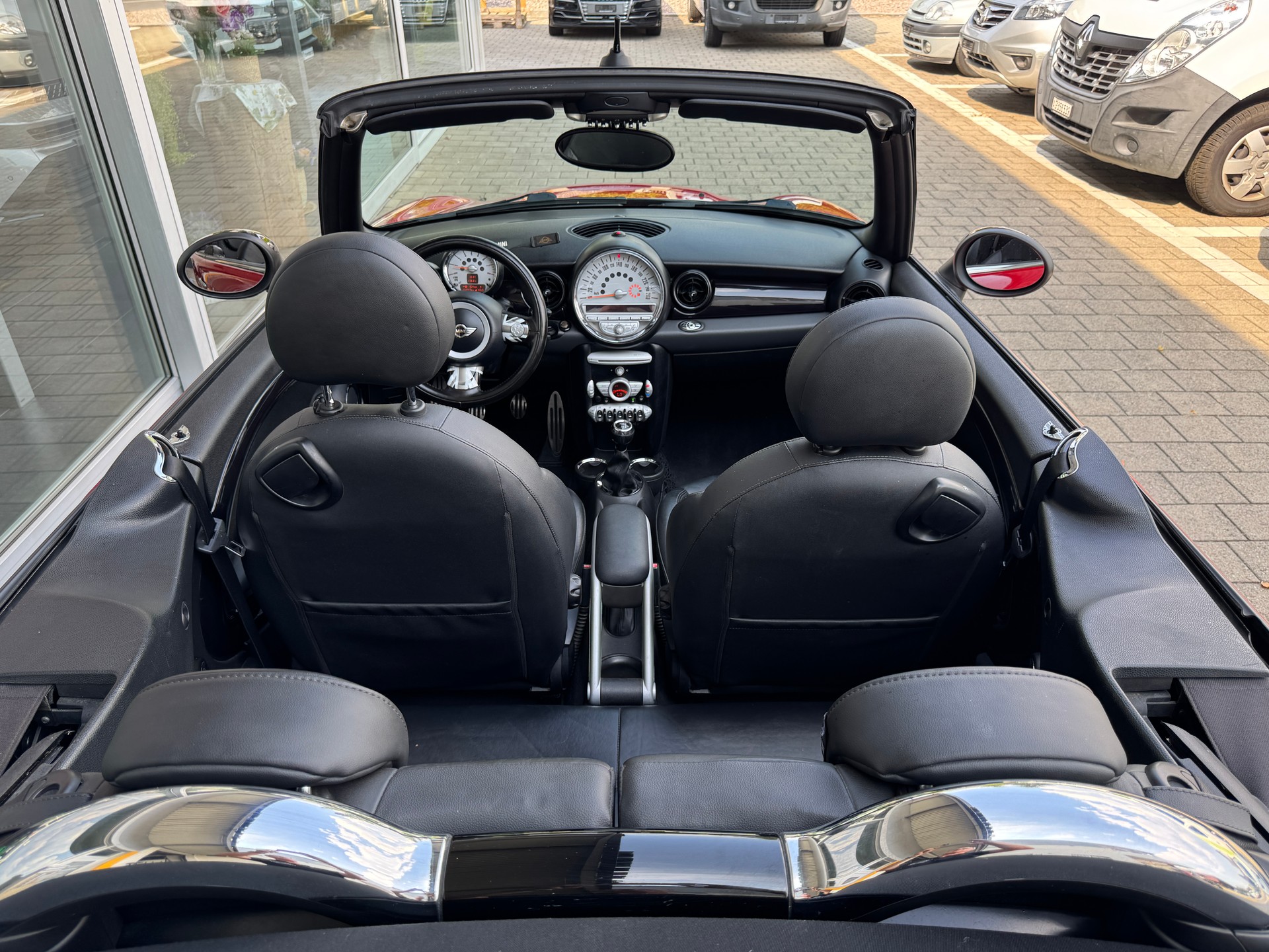 MINI Cooper S Cabriolet-image-15