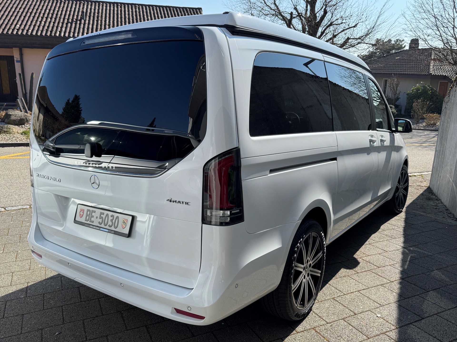 MERCEDES-BENZ 300 d Marco Polo 4-Matic-image-1