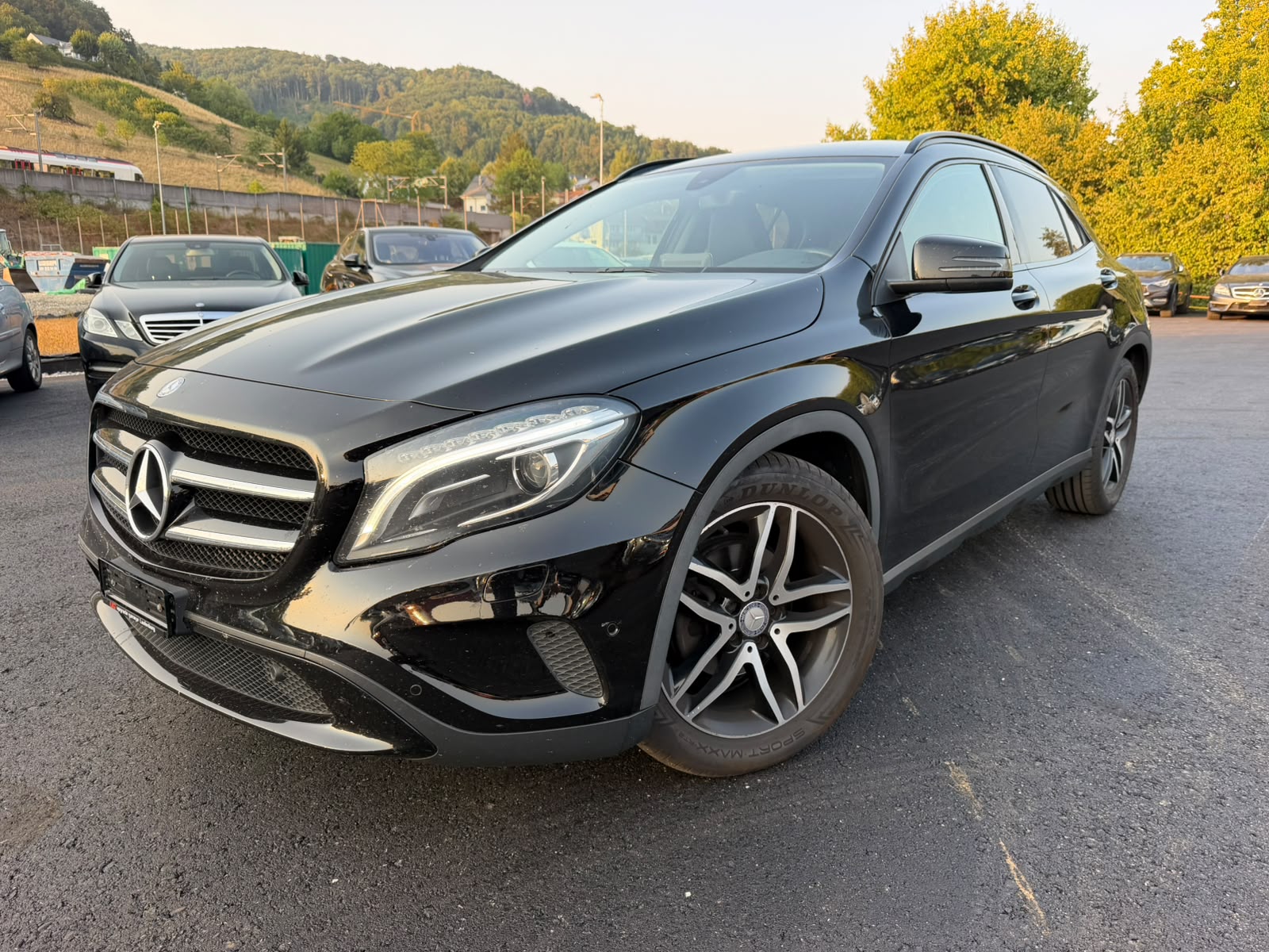 MERCEDES-BENZ GLA 200 Night Star 7G-DCT-image-0