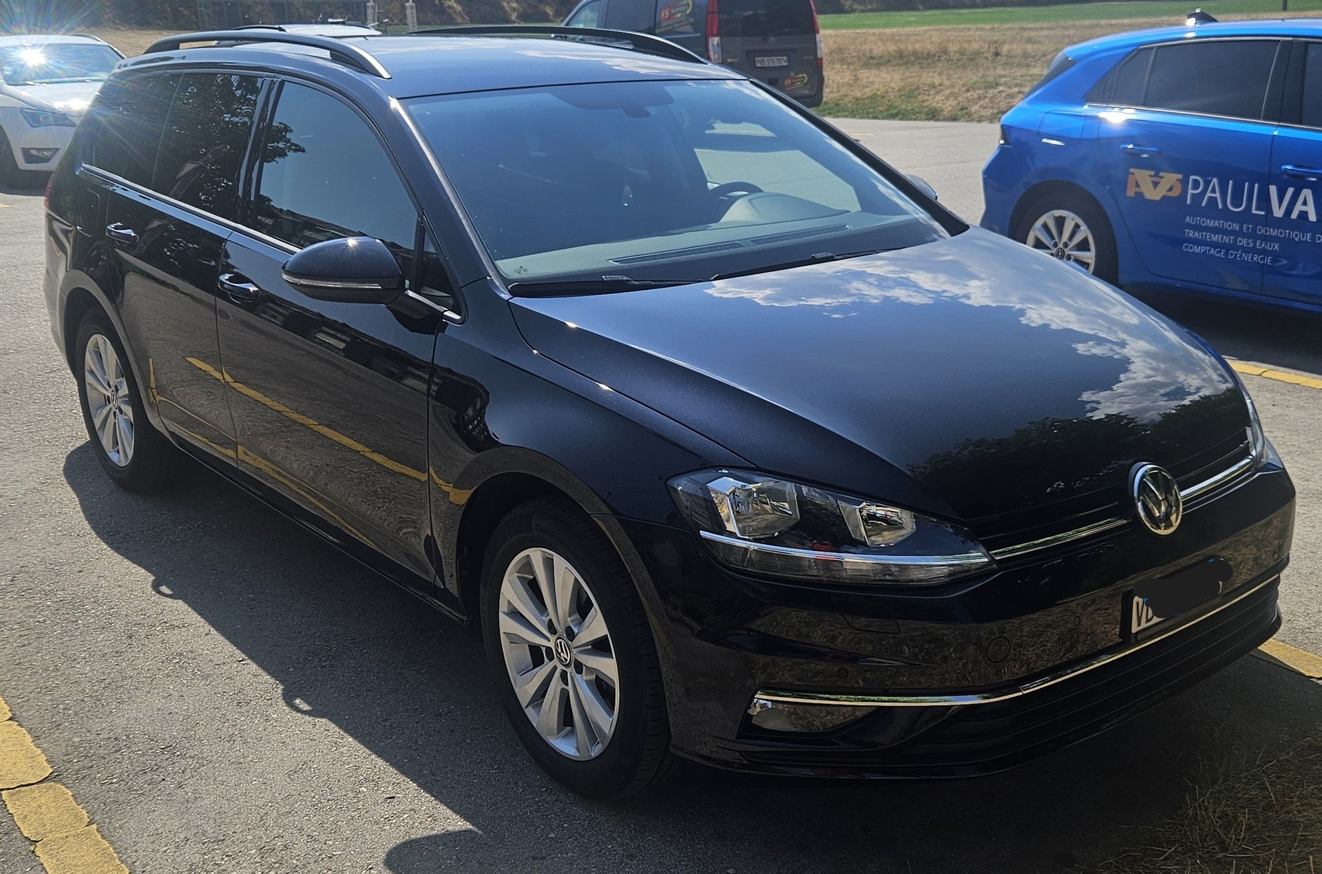 VW Golf 2.0 TDI Comfortline DSG-image-0