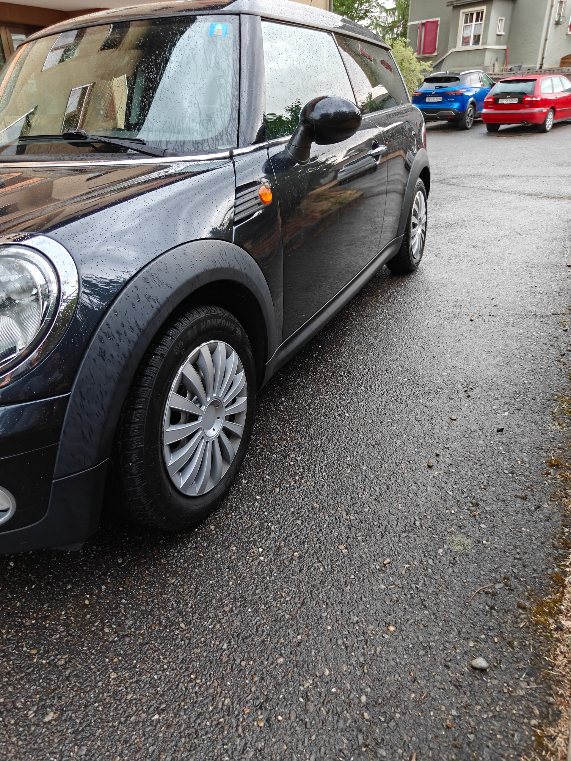 MINI 1.6i Cooper-image-2