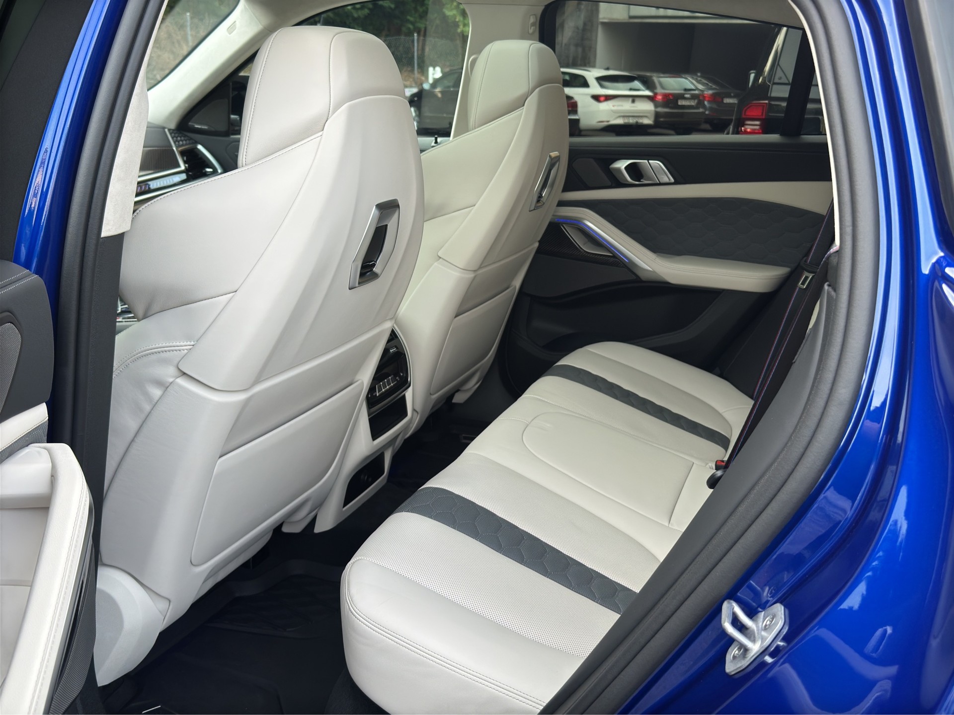 BMW X6M Competition (CH) FACELIFT CARBON INDIVIDUAL-image-15
