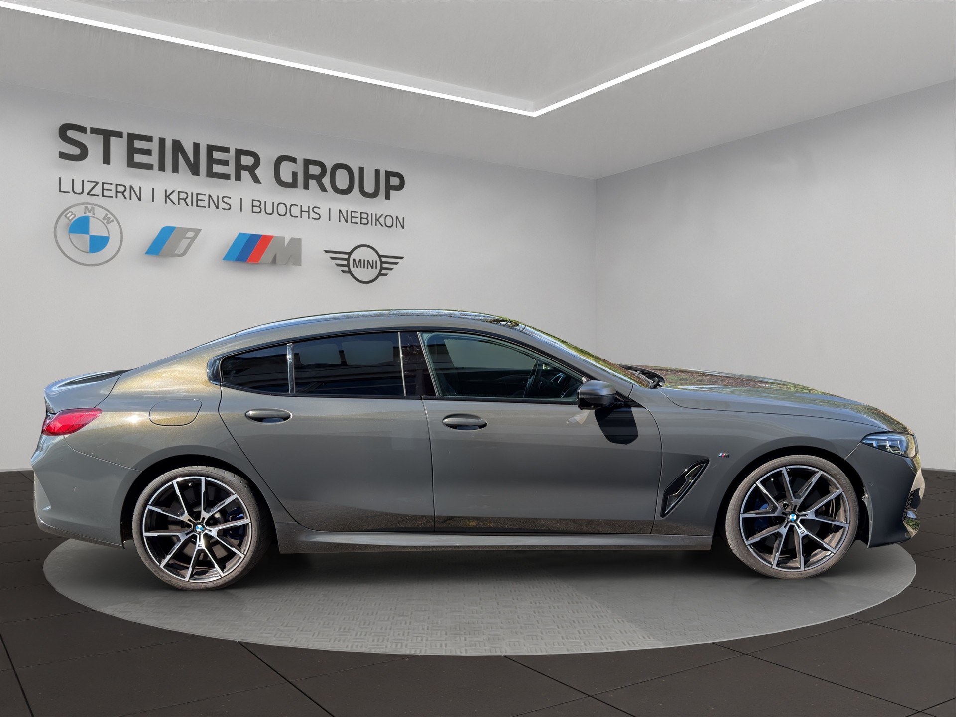 BMW M850i xDrive Steptronic-showroom-element-3