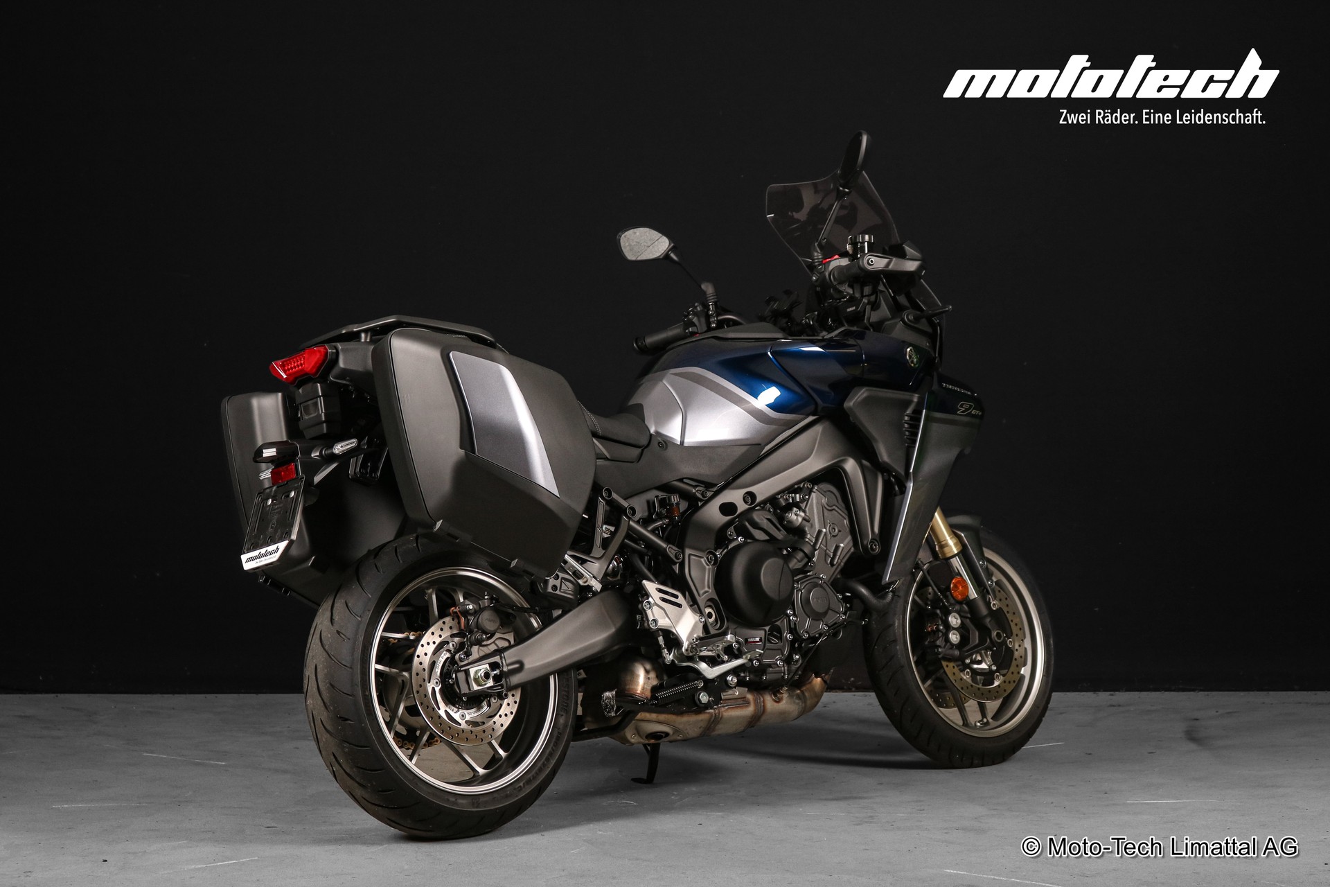 YAMAHA Tracer 9 GT+-showroom-element-2