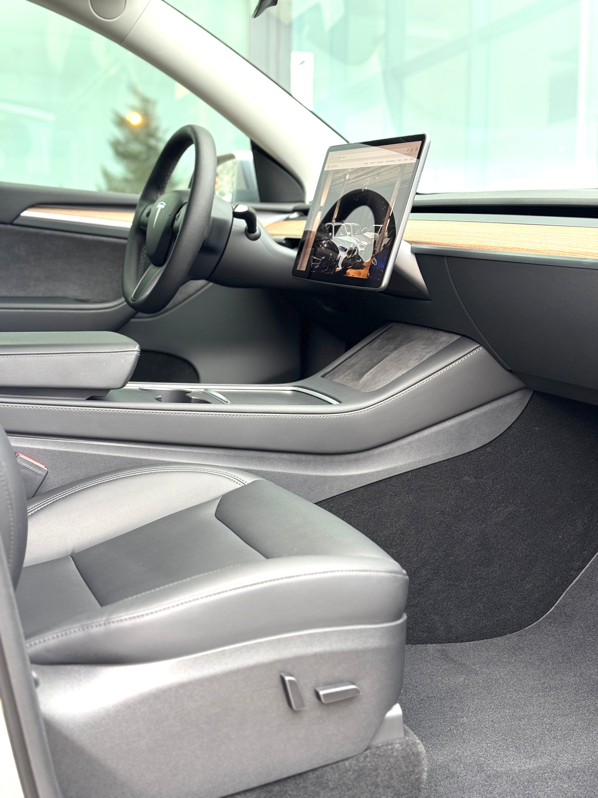 TESLA Model Y Long Range / Full Self Driving / AHK / AMD Ryzen-image-8