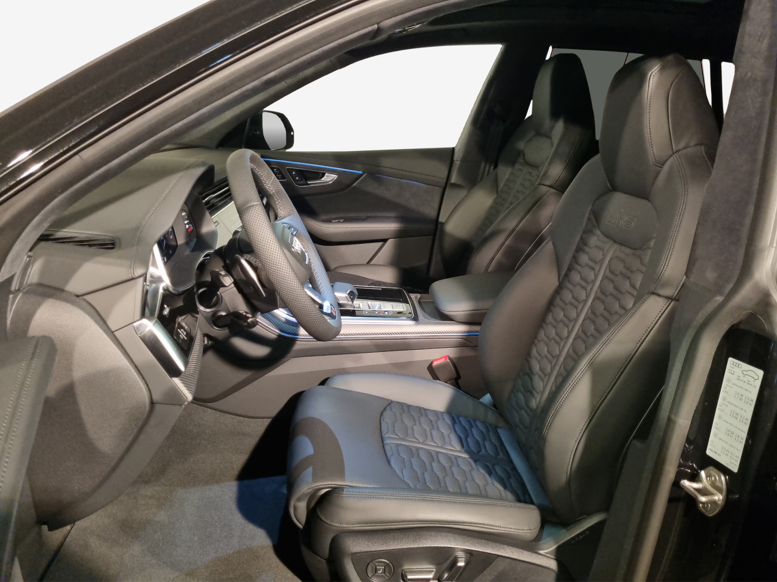 AUDI RSQ8 performance quattro-image-7