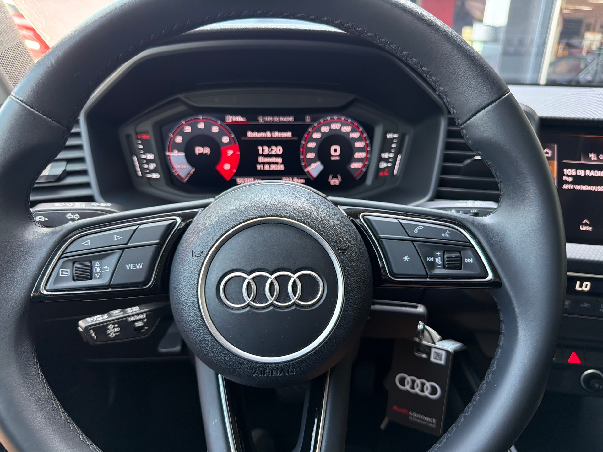 AUDI A1 Sportback 30 TFSI Attraction S-tronic-image-15