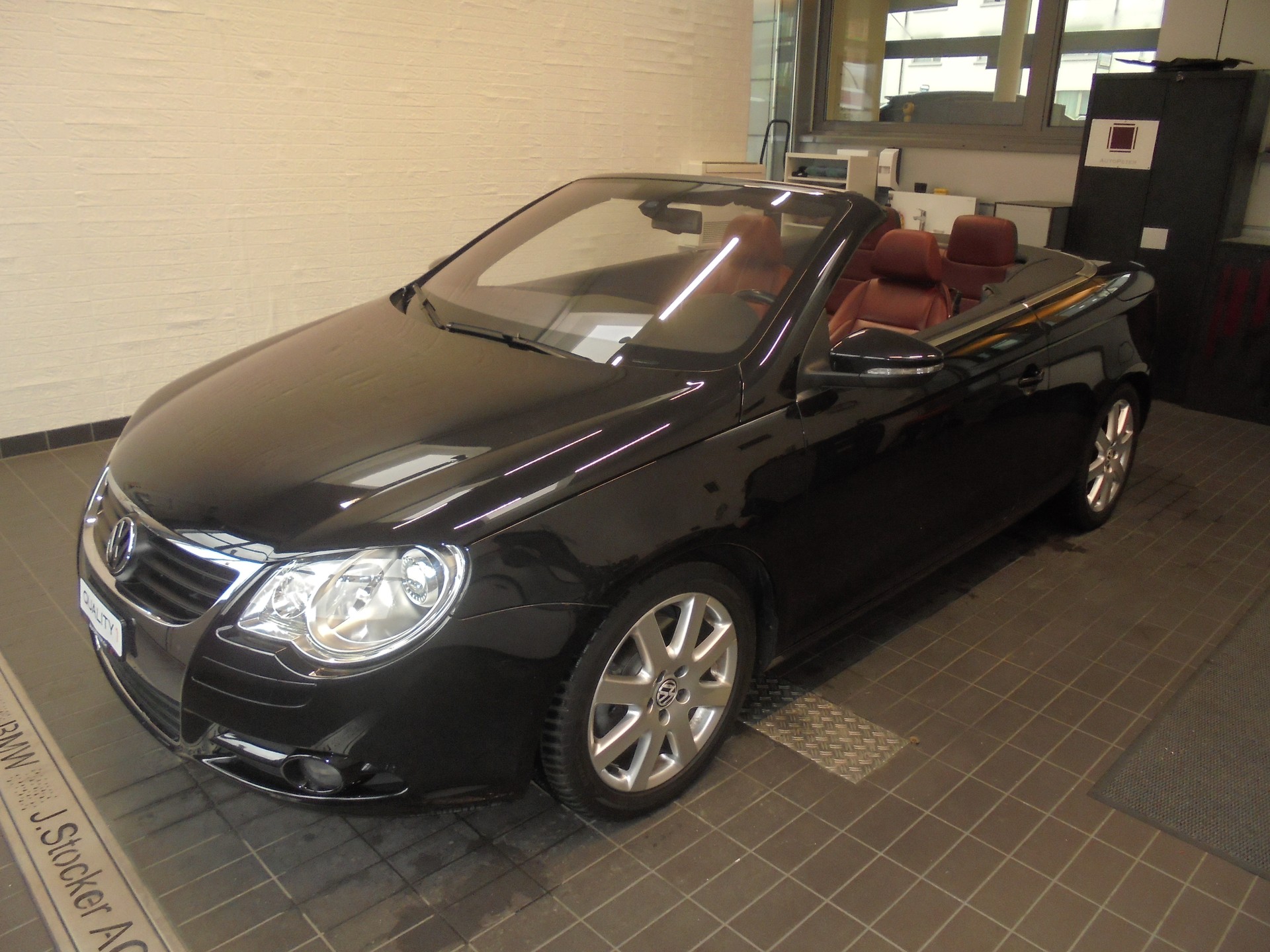 VW Eos 2.0 FSI Turbo Fashion DSG-image-1