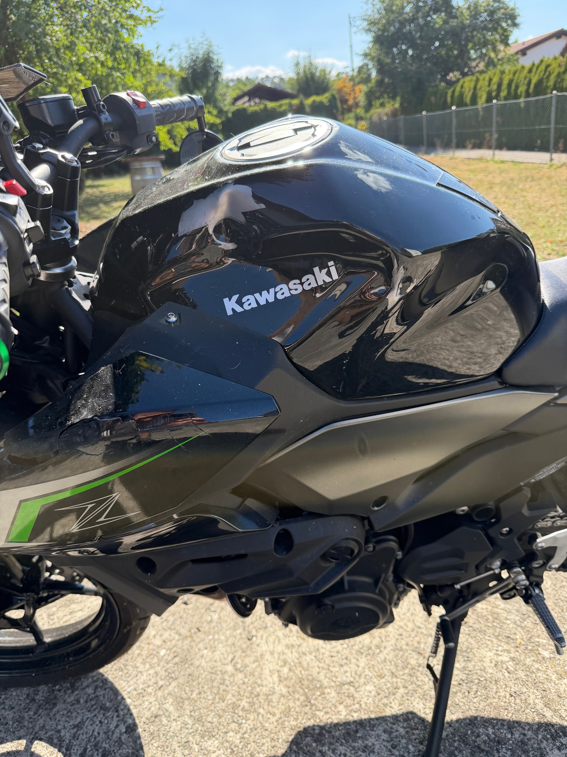 KAWASAKI Z 500/ 2025 / -3000km / accidenté - Unfall-image-9