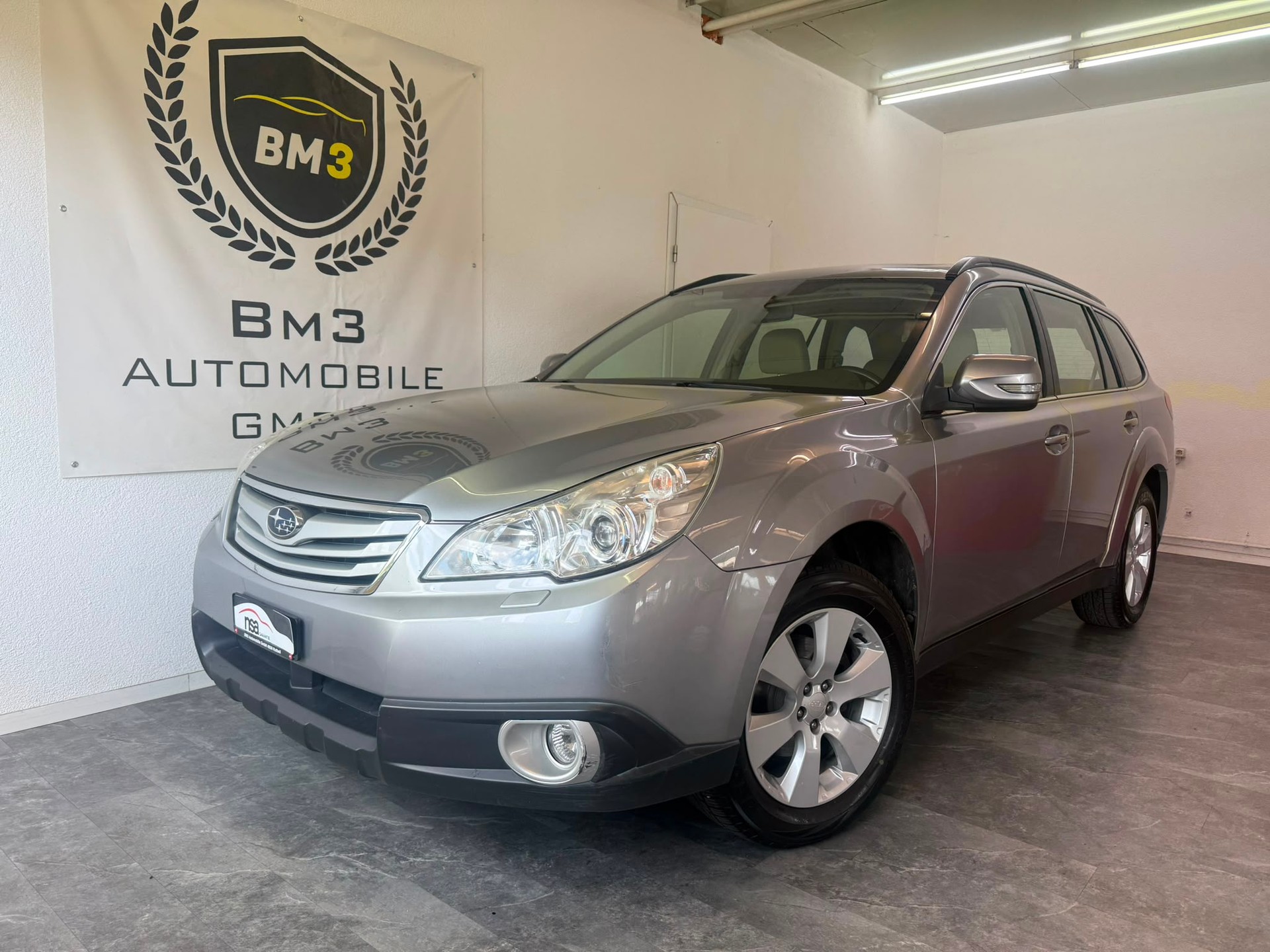 SUBARU Outback 2.5i Swiss AWD Lineartronic 1,8T AHK-image-0
