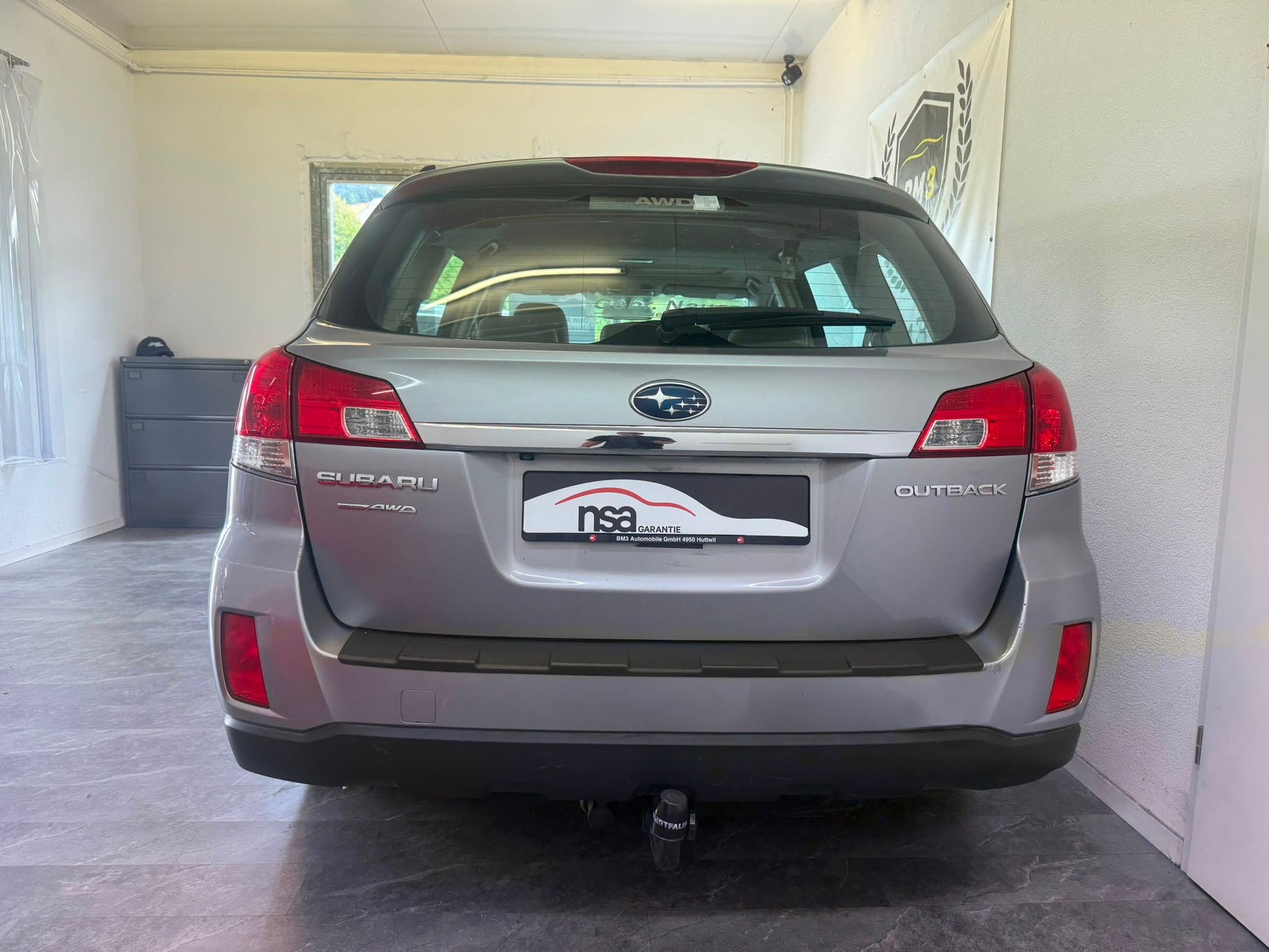 SUBARU Outback 2.5i Swiss AWD Lineartronic 1,8T AHK-image-3