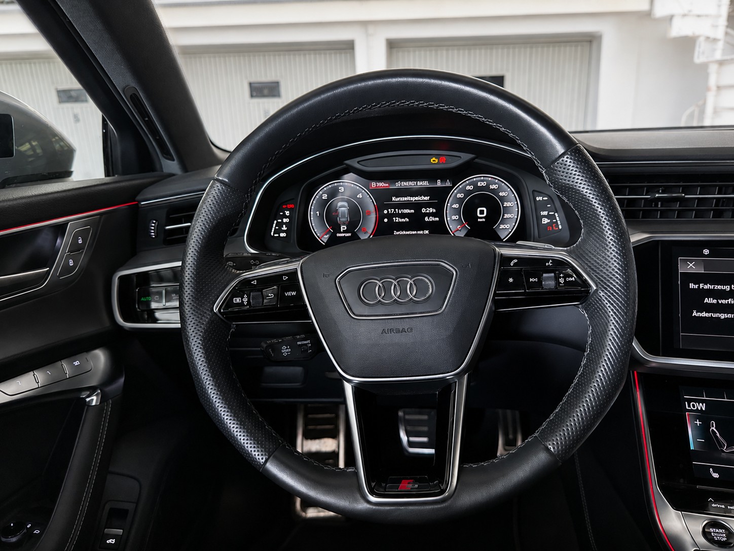 AUDI A6 Avant 50 TDI Sport quattro tiptronic S-Iine-image-8