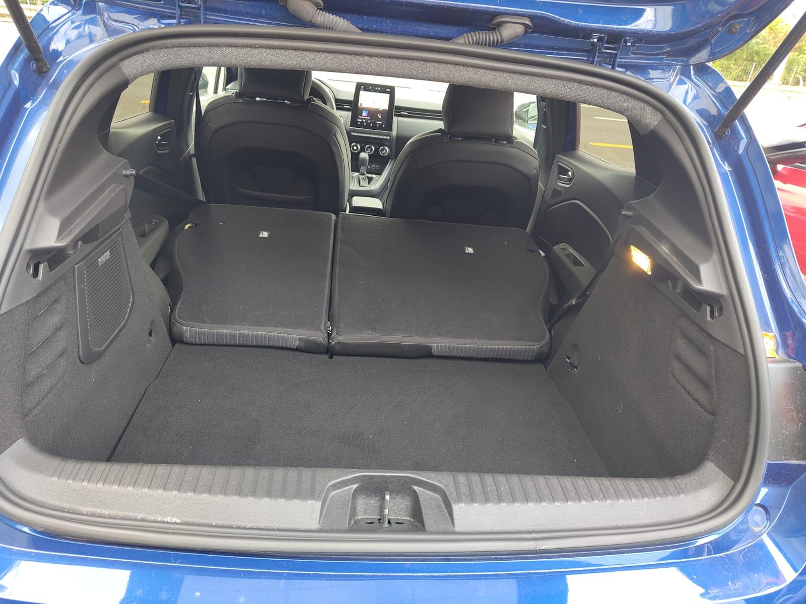 MITSUBISHI Colt 1.6 HEV Instyle-image-6