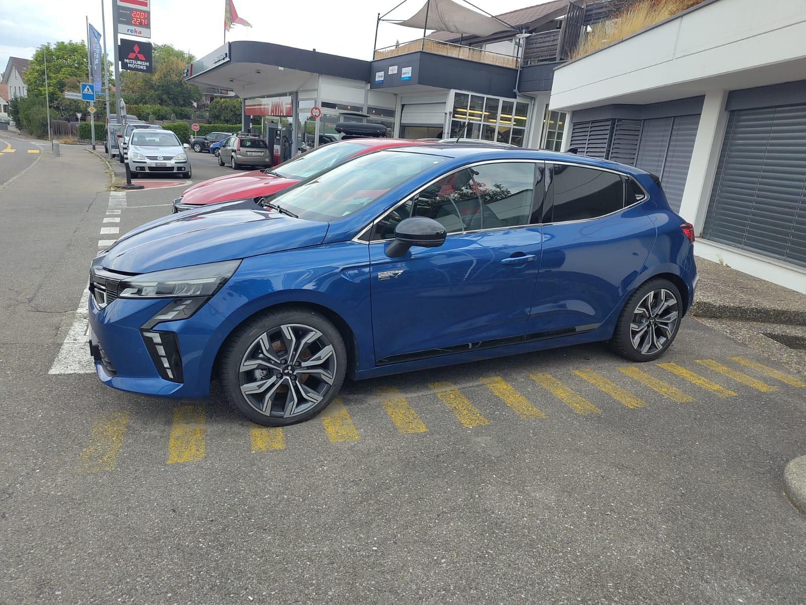 MITSUBISHI Colt 1.6 HEV Instyle-image-2