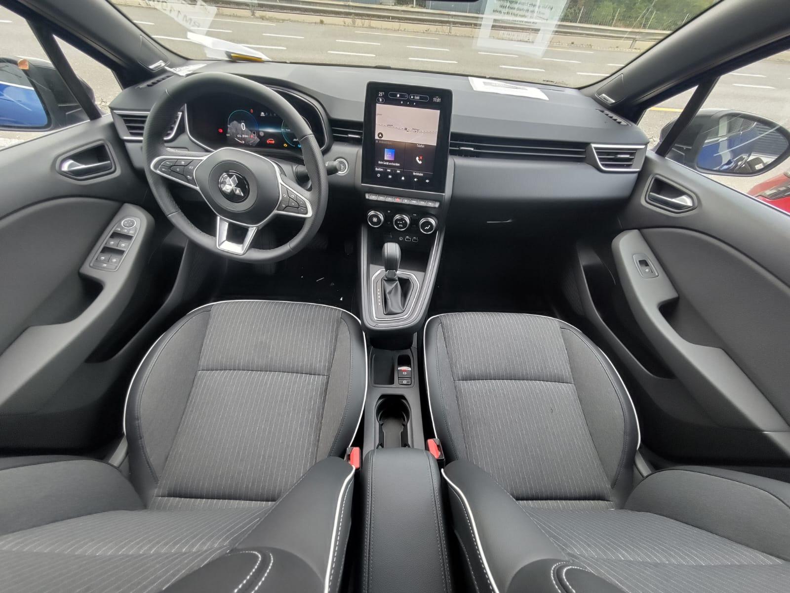 MITSUBISHI Colt 1.6 HEV Instyle-image-11