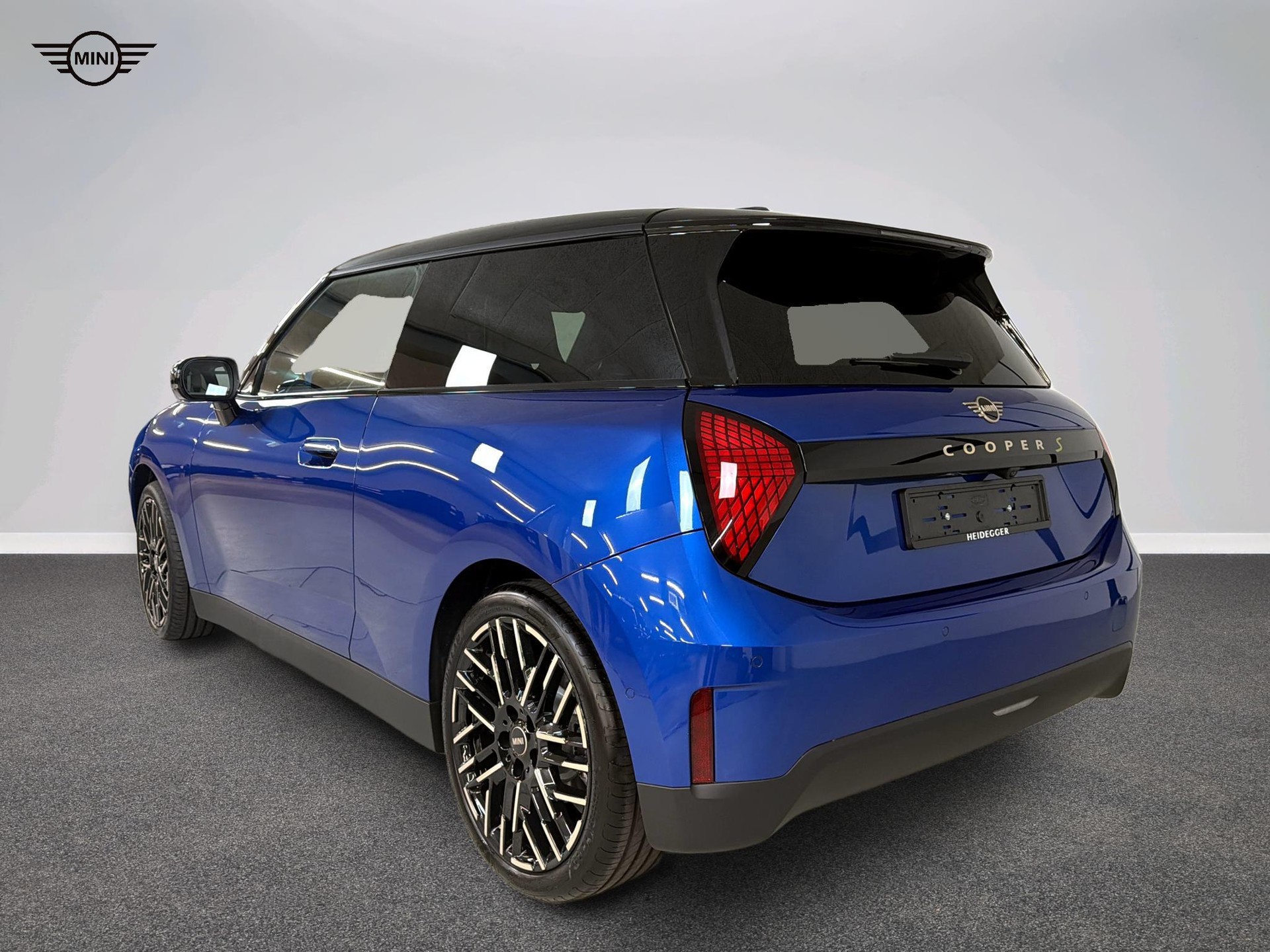MINI Cooper SE-image-3
