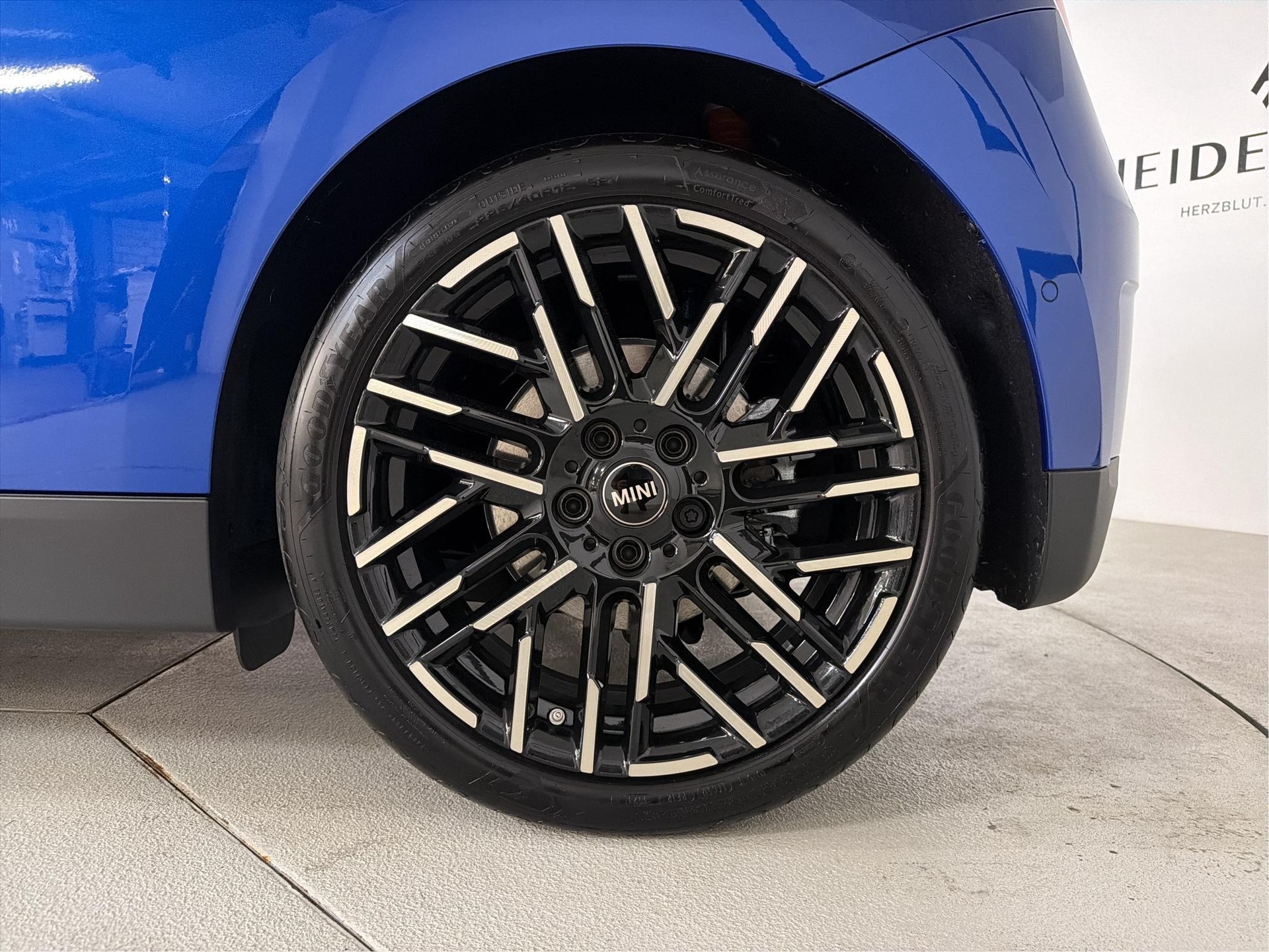 MINI Cooper SE-image-6