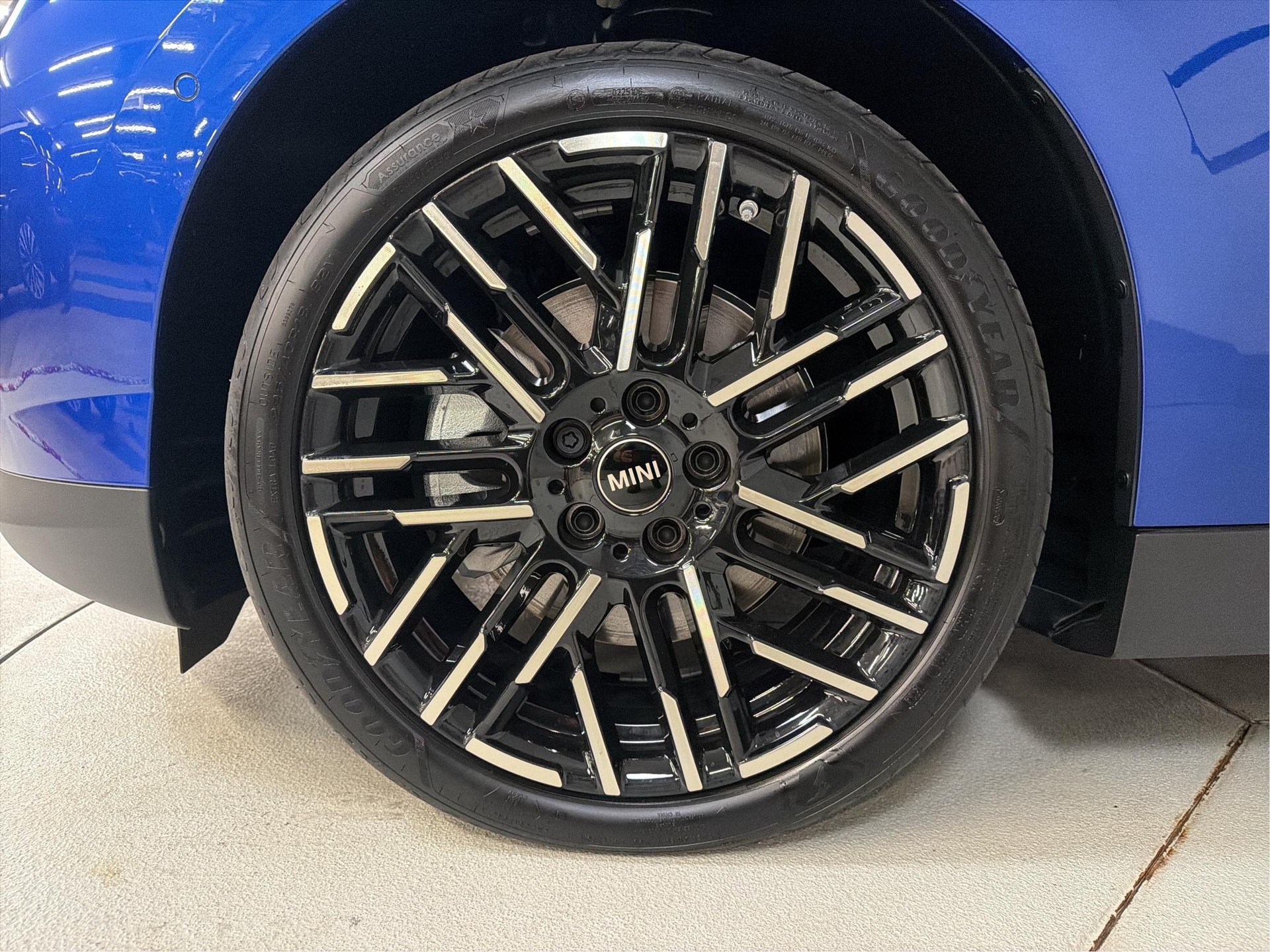 MINI Cooper SE-image-7