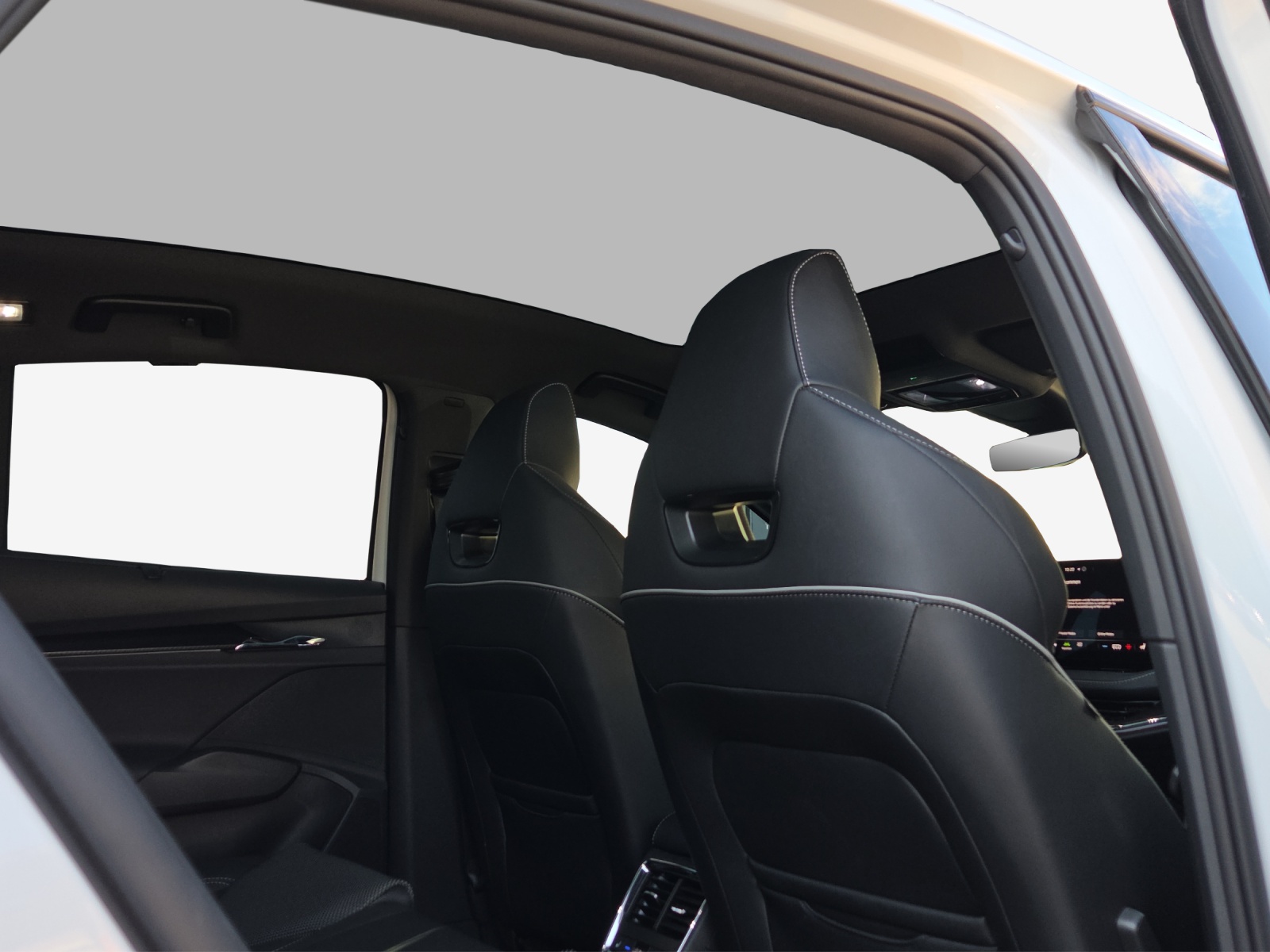 SKODA Enyaq Coupé RS iV 80 4x4-image-15