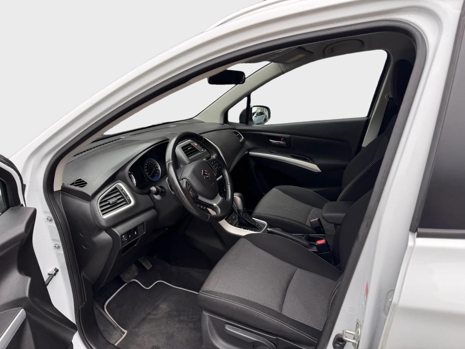 SUZUKI SX4 S-Cross 1.6 16V GL 4WD CVT7-image-7
