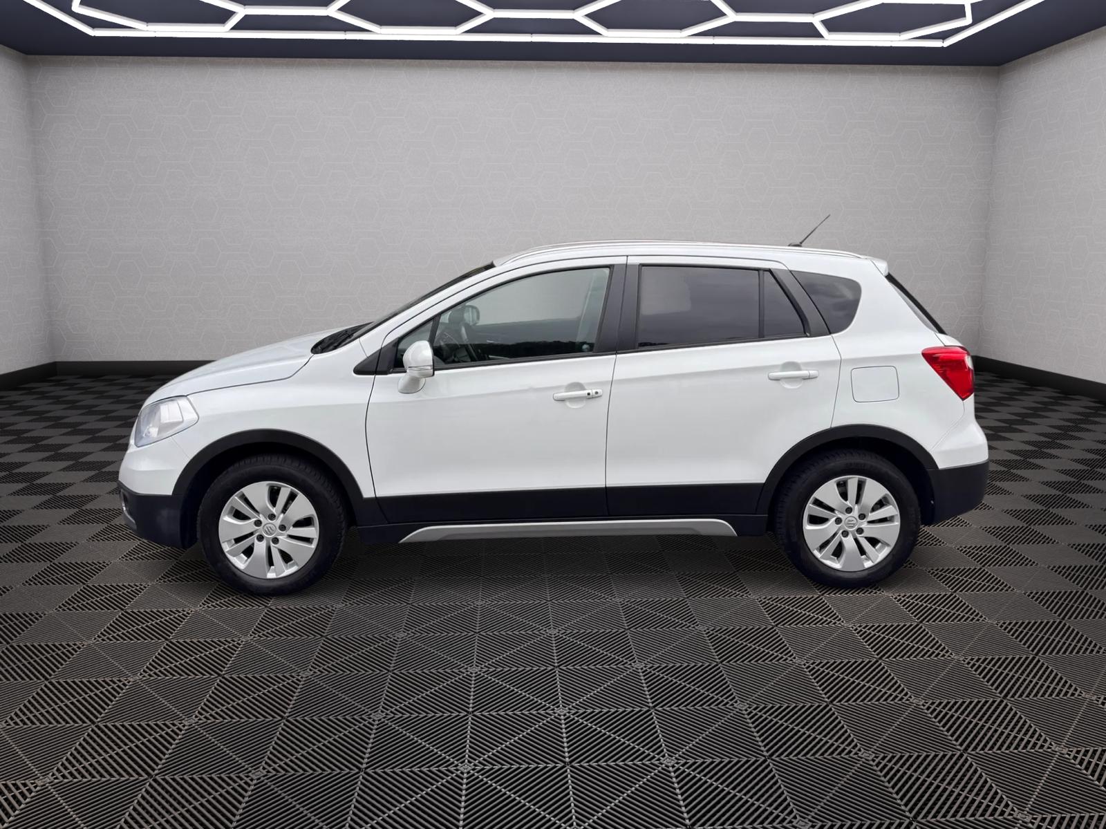 SUZUKI SX4 S-Cross 1.6 16V GL 4WD CVT7-image-1