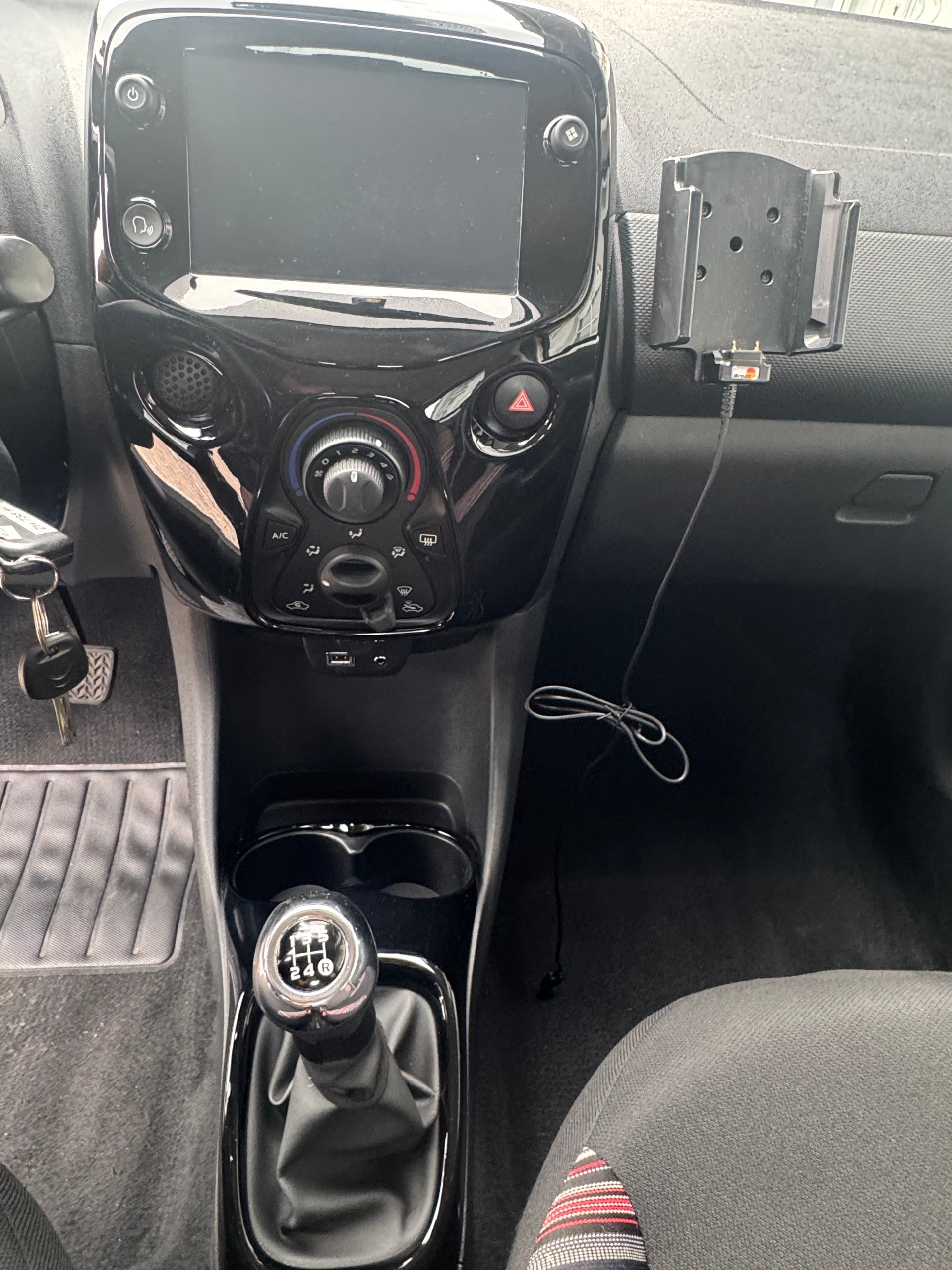 CITROEN C1 1.0 VTi Shine Stop&Start-image-9