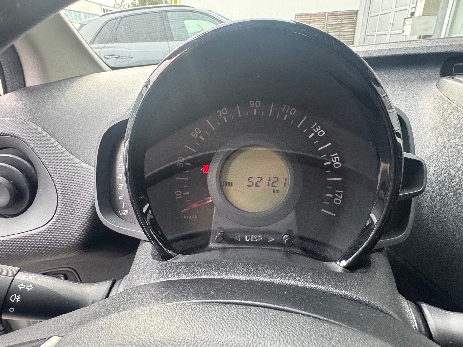 CITROEN C1 1.0 VTi Shine Stop&Start-image-10