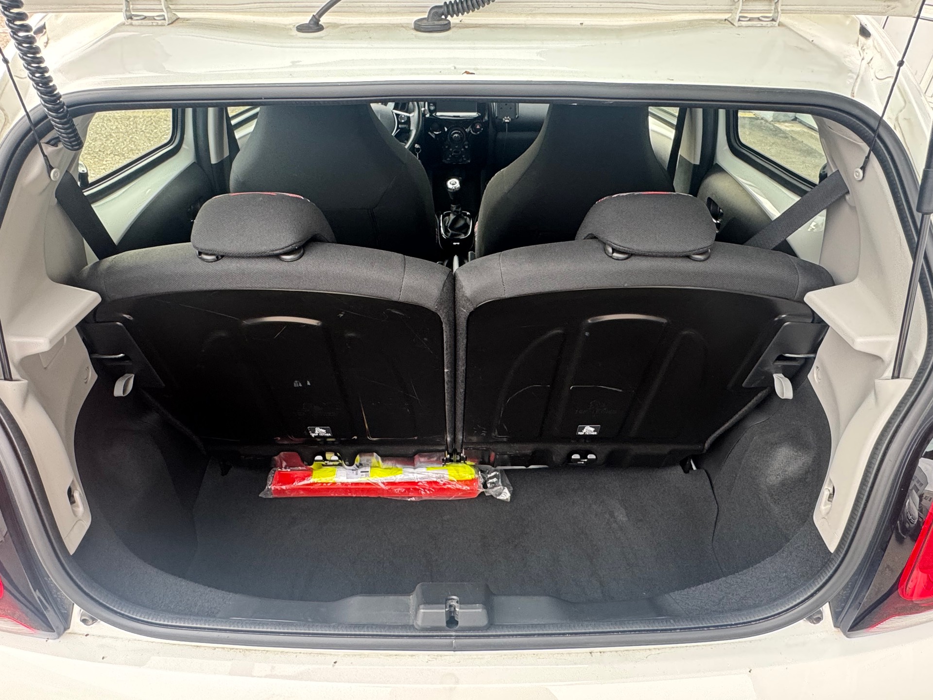 CITROEN C1 1.0 VTi Shine Stop&Start-image-12