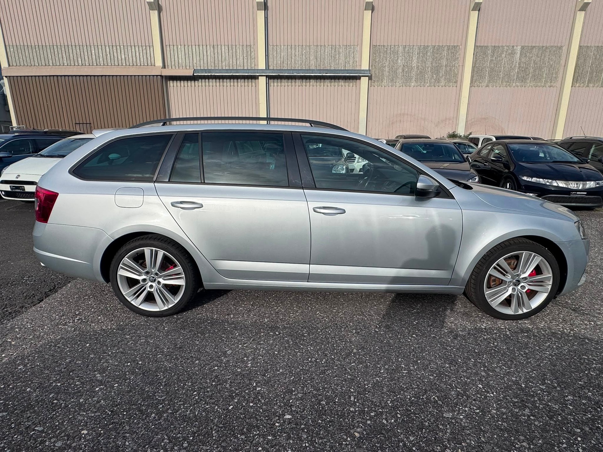 SKODA Octavia Combi 2.0 TDI RS 4x4 DSG-image-6
