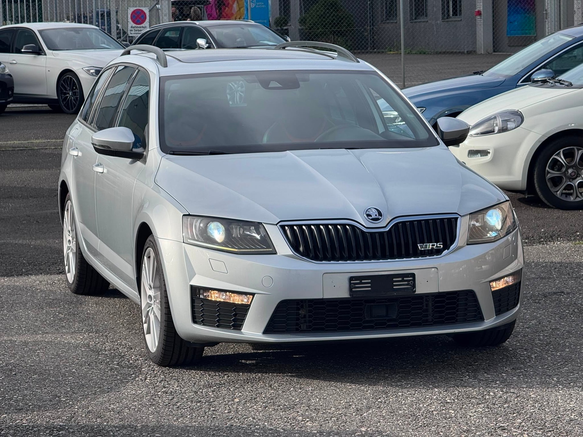 SKODA Octavia Combi 2.0 TDI RS 4x4 DSG-image-2