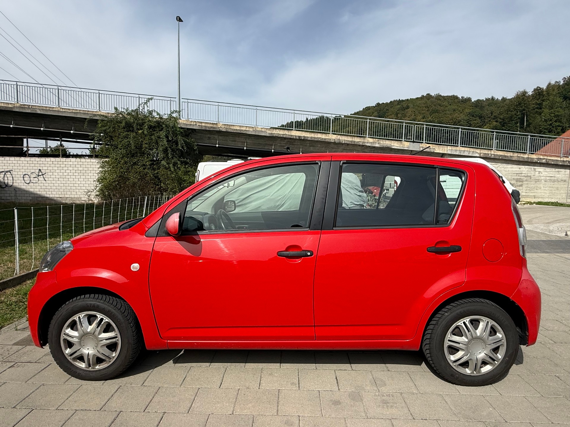 DAIHATSU Sirion 1.3-image-4