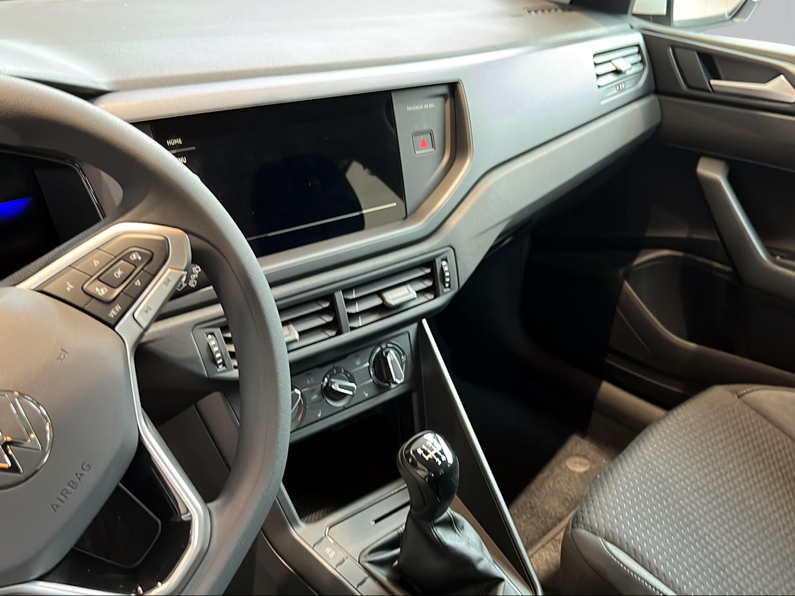 VW Polo 1.0 TSI Trend-image-5