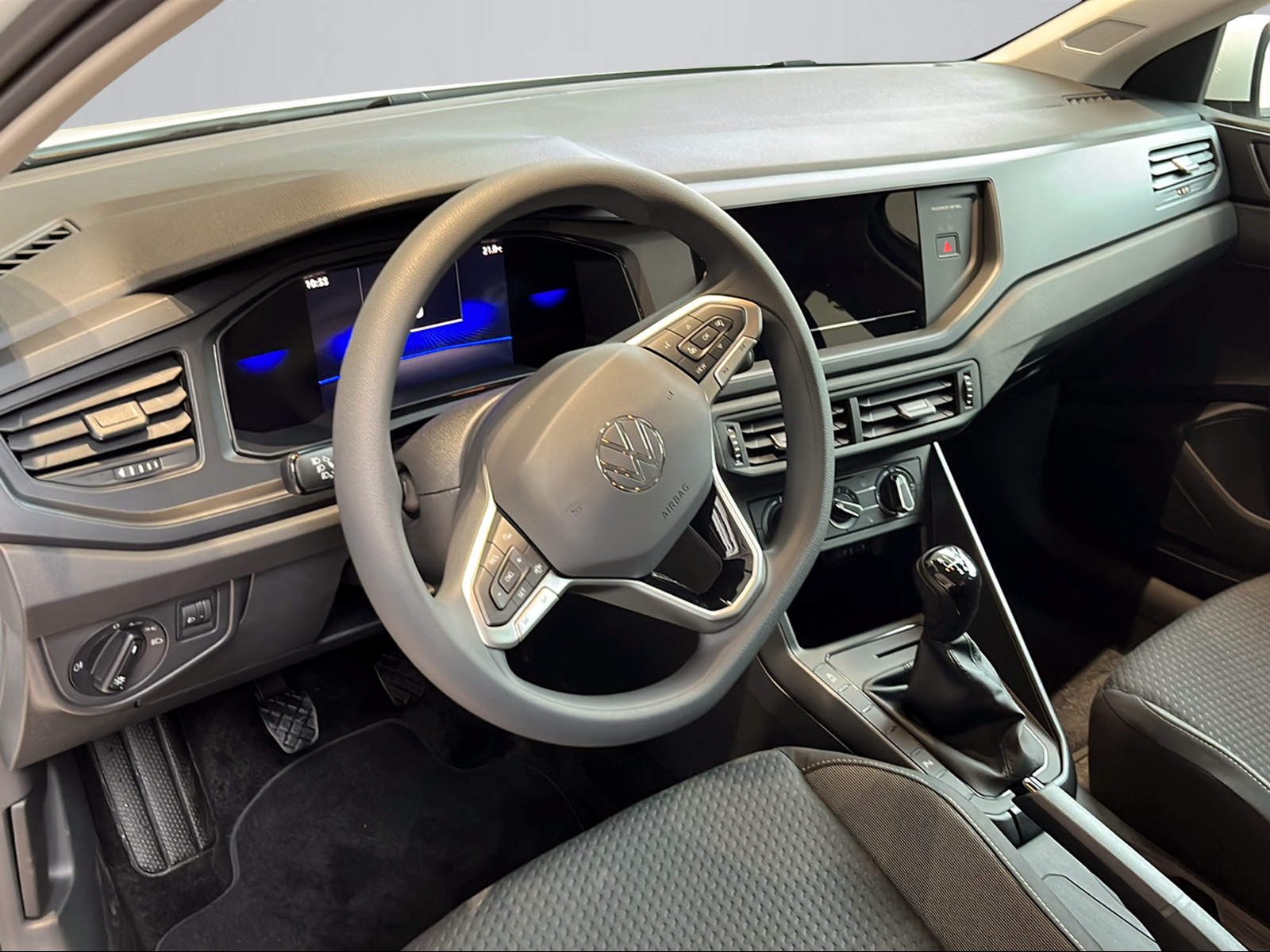 VW Polo 1.0 TSI Trend-image-4
