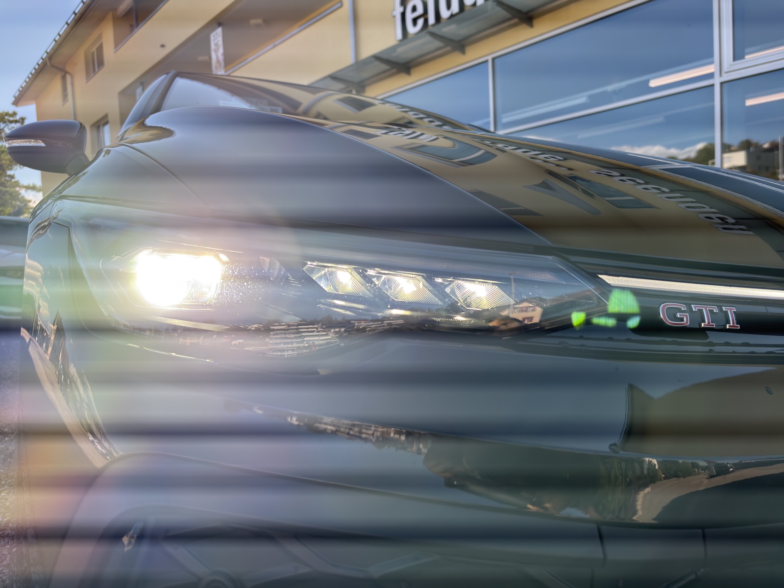 VW New Golf 2.0 TSI GTI DSG mit fortl. Werksgarantie 5 Jahre & Winterräder-image-9