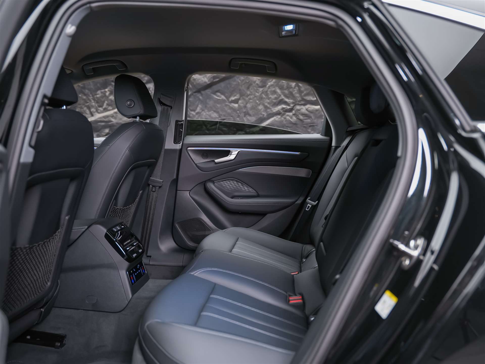AUDI A6 Limousine S Line TDI quattro S tronic *Werksgarantie*360°*Assistenten*-image-11