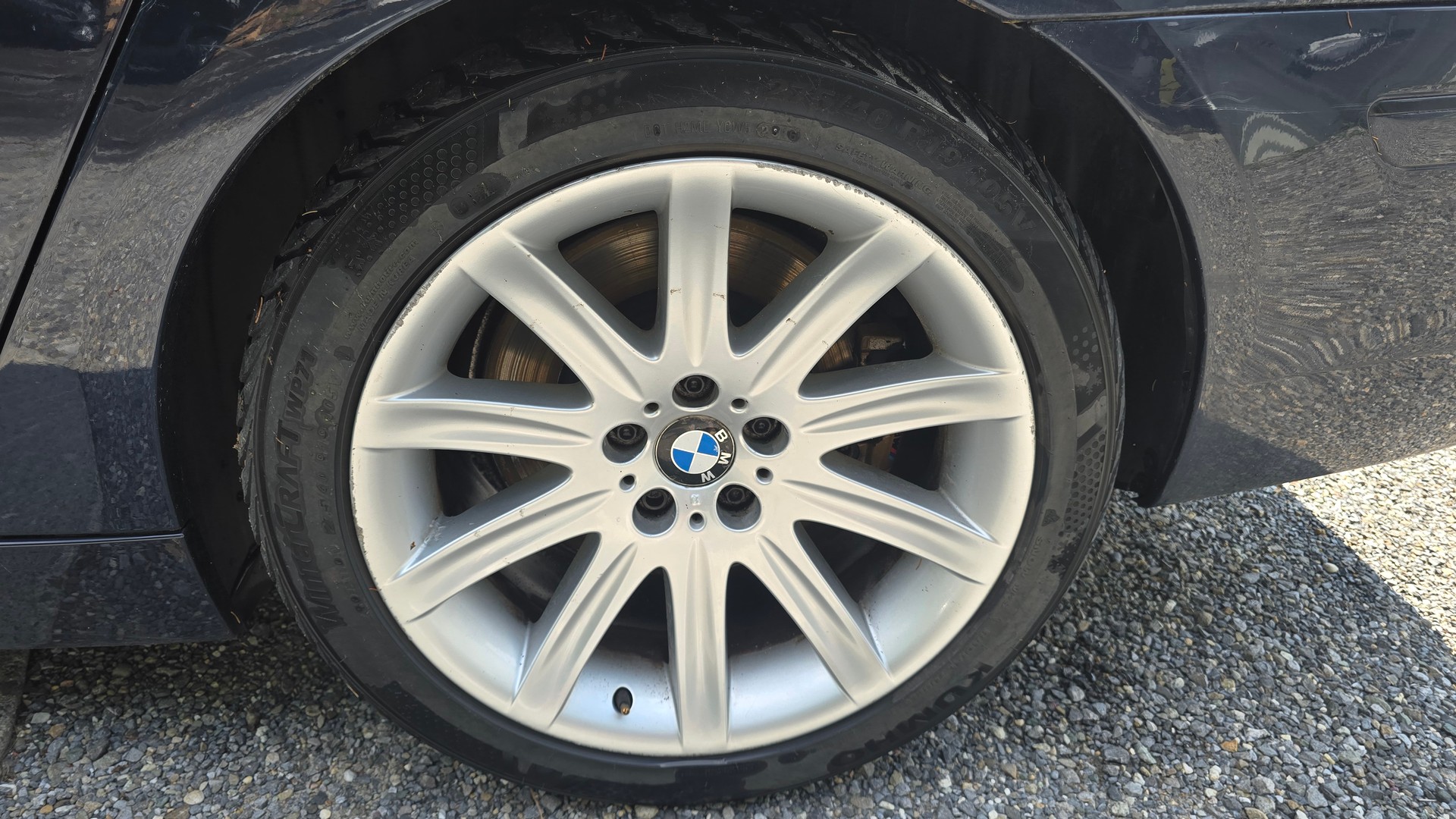 BMW 745d-image-6