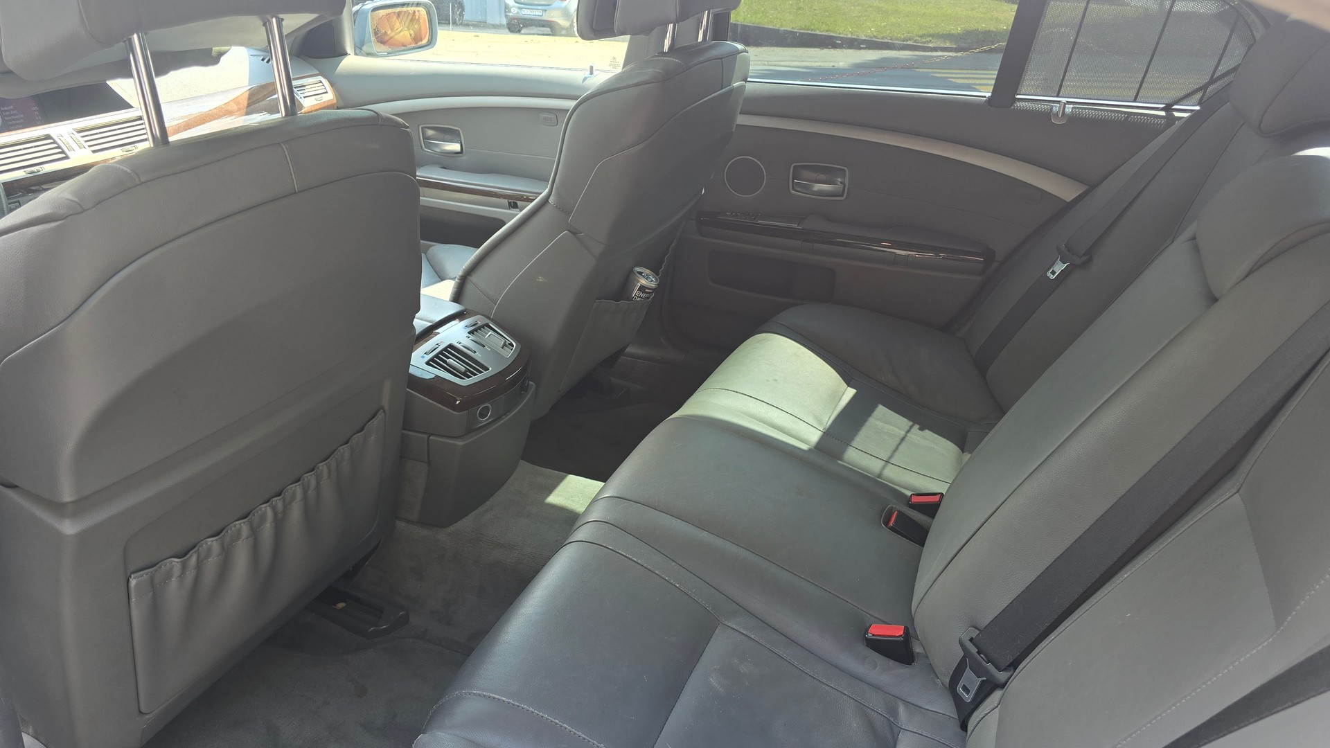 BMW 745d-image-11