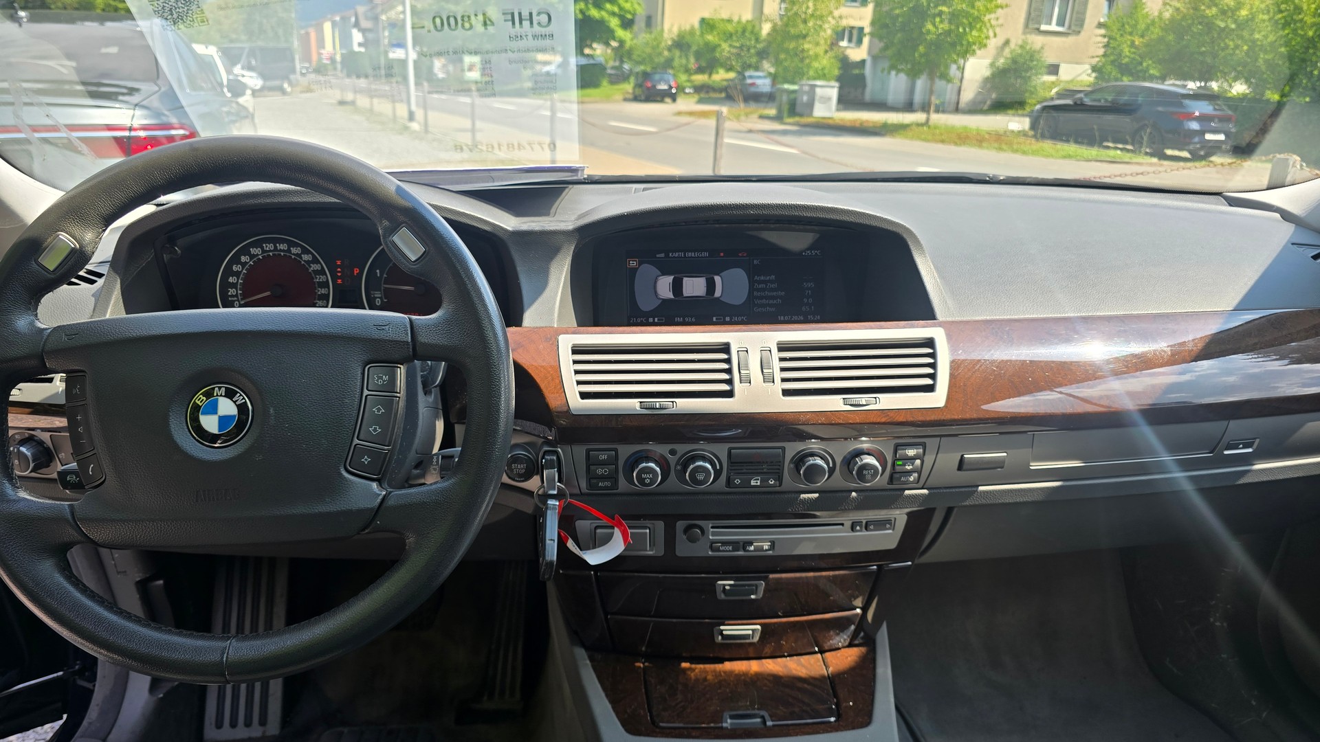 BMW 745d-image-12