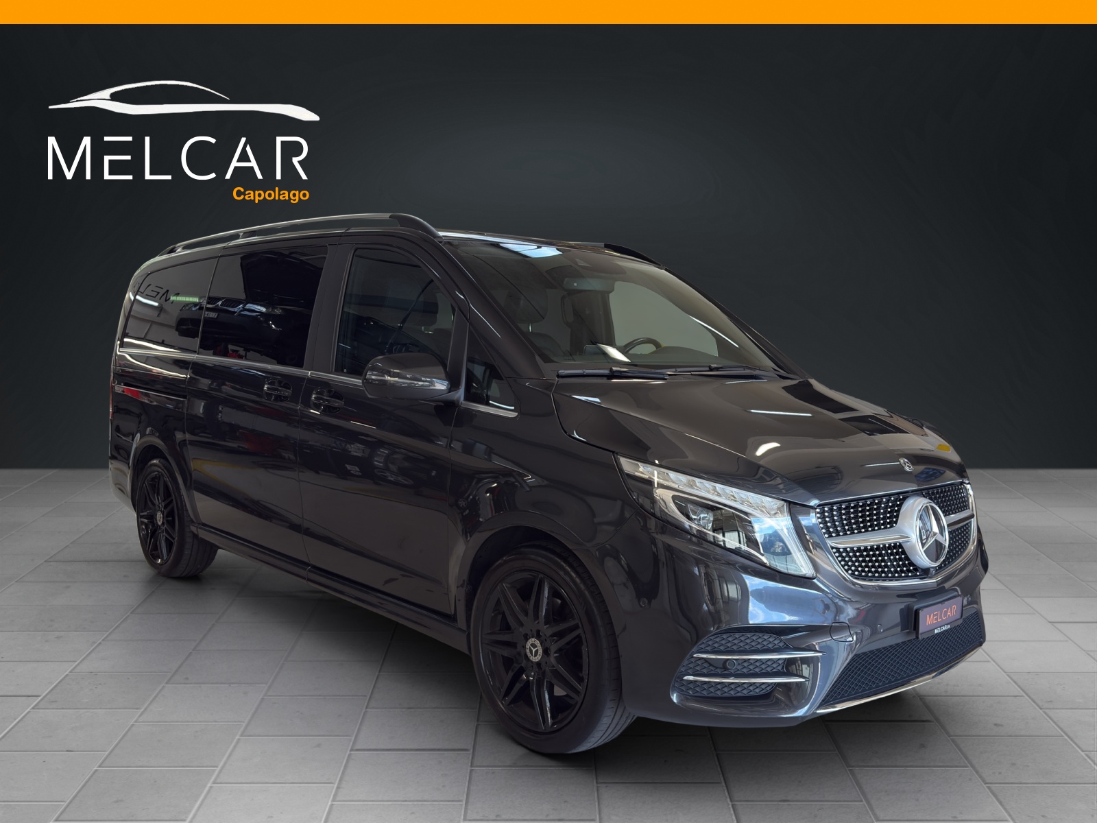 MERCEDES-BENZ V 300 d lang Avantgarde 4Matic 9G-Tronic AMG Line-image-8