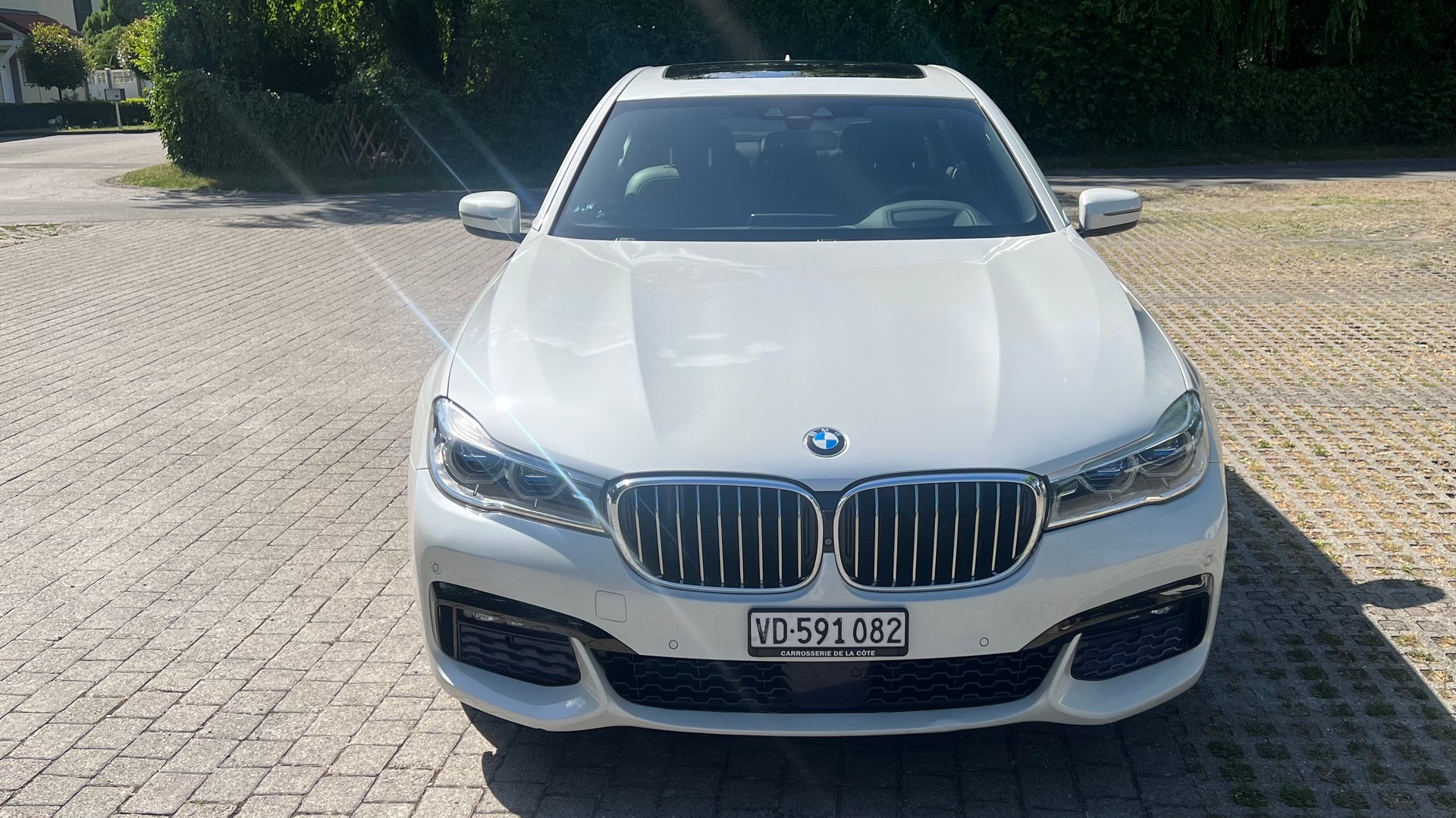 BMW 730d xDrive-image-1