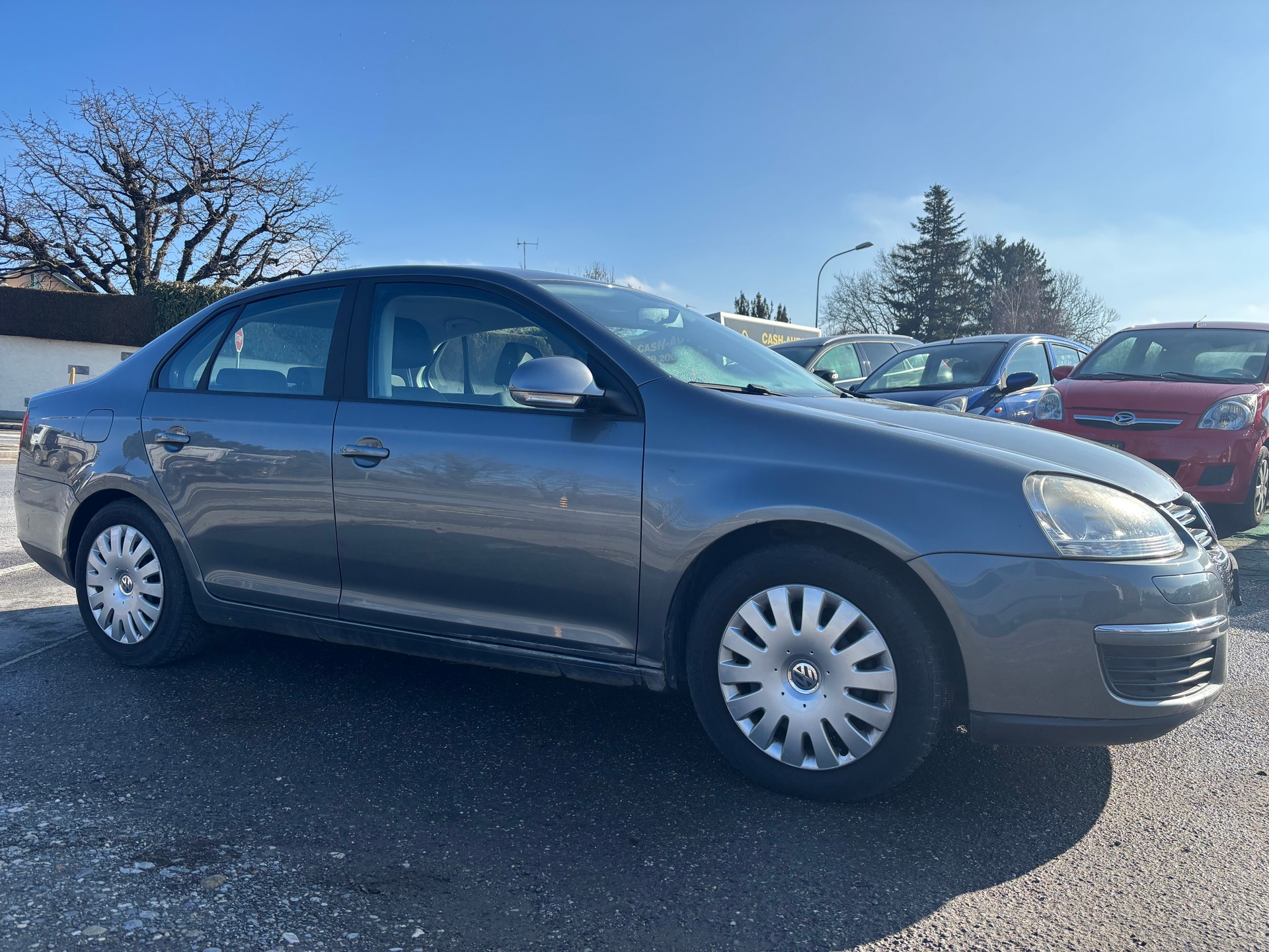 VW Jetta 1.9 TDI Trendline DSG ***Prix Fix***-image-2