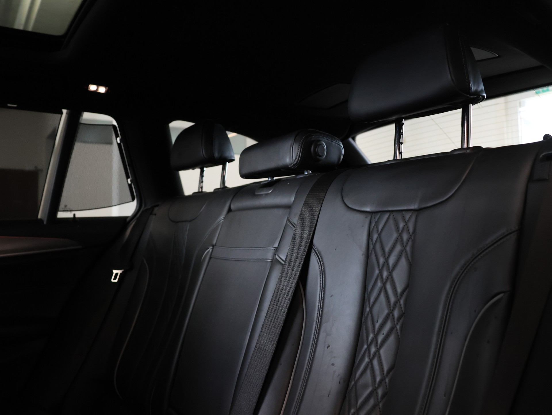 BMW M550d xDrive Touring Steptronic-image-36