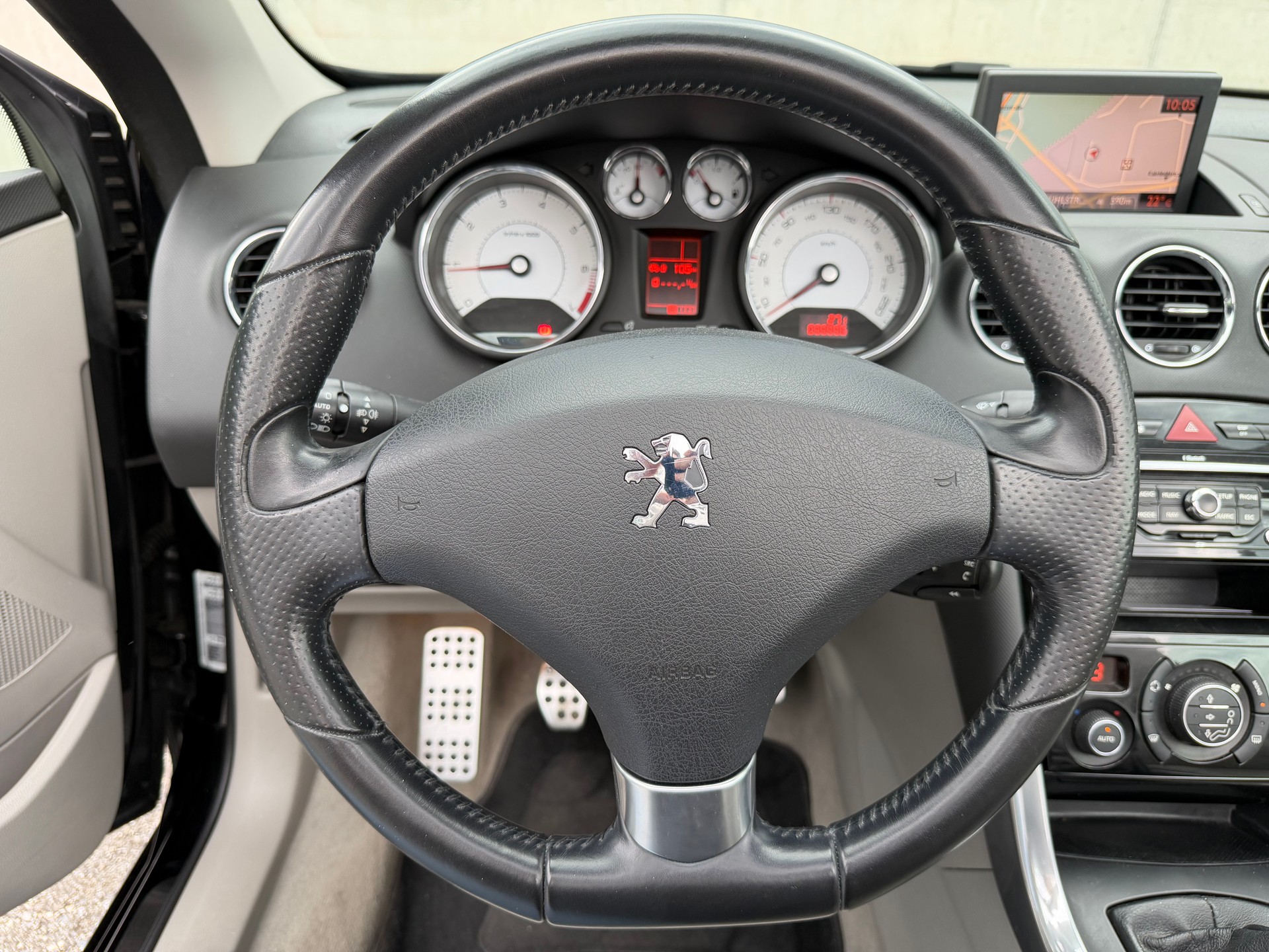 PEUGEOT 308 CC 1.6 16V Turbo Platinum-image-20