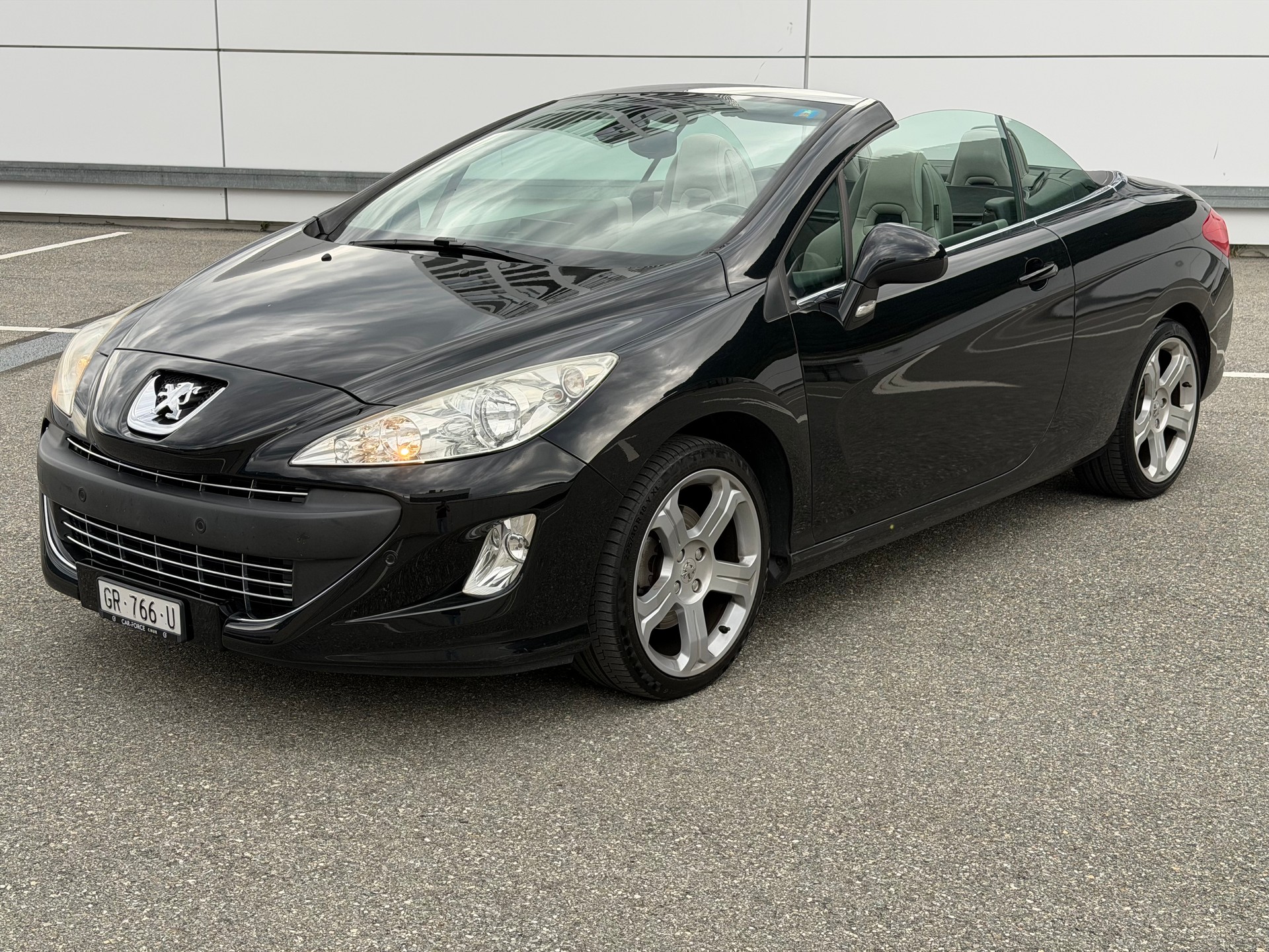 PEUGEOT 308 CC 1.6 16V Turbo Platinum-showroom-element-1