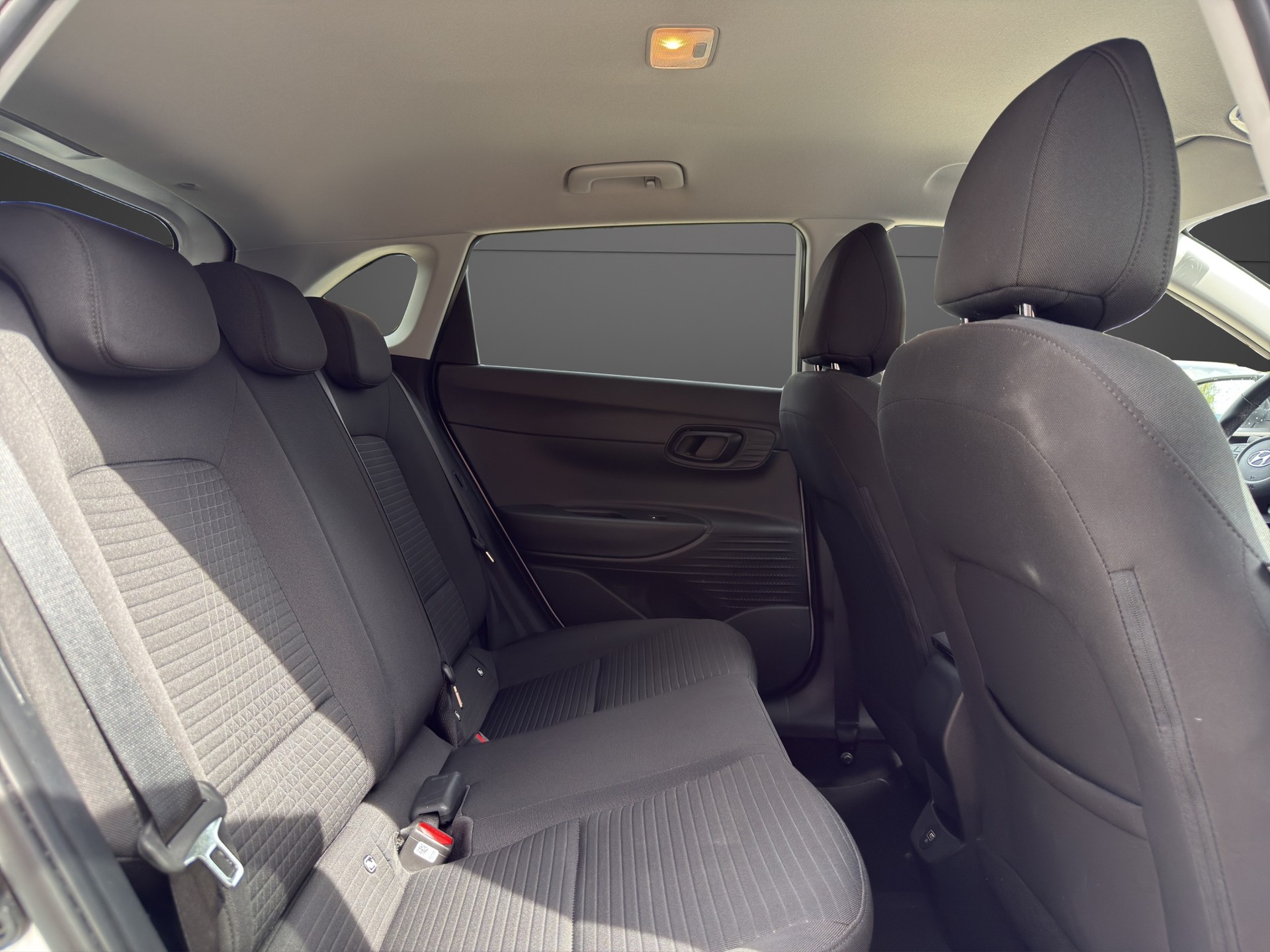 HYUNDAI i20 1.0 T-GDi Amplia DCT-image-11