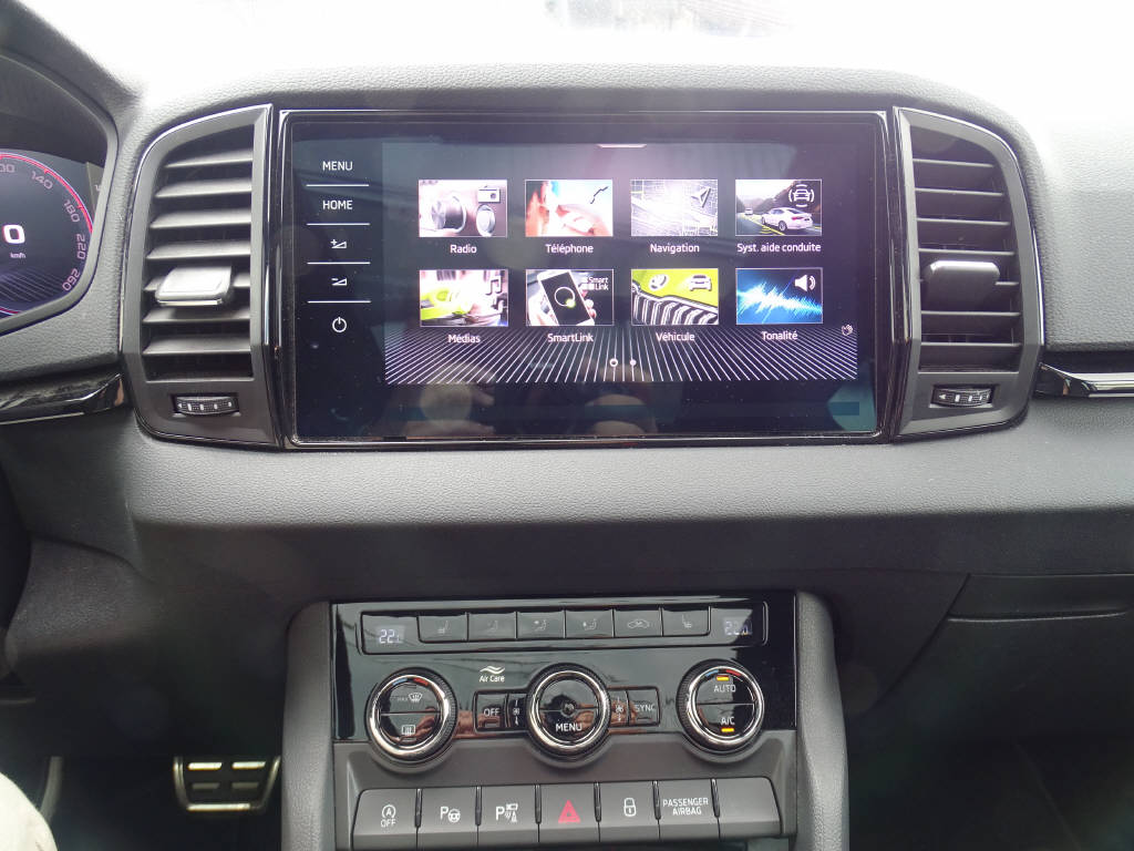 SKODA Karoq 2.0 TSI SportLine 4x4 DSG-image-10